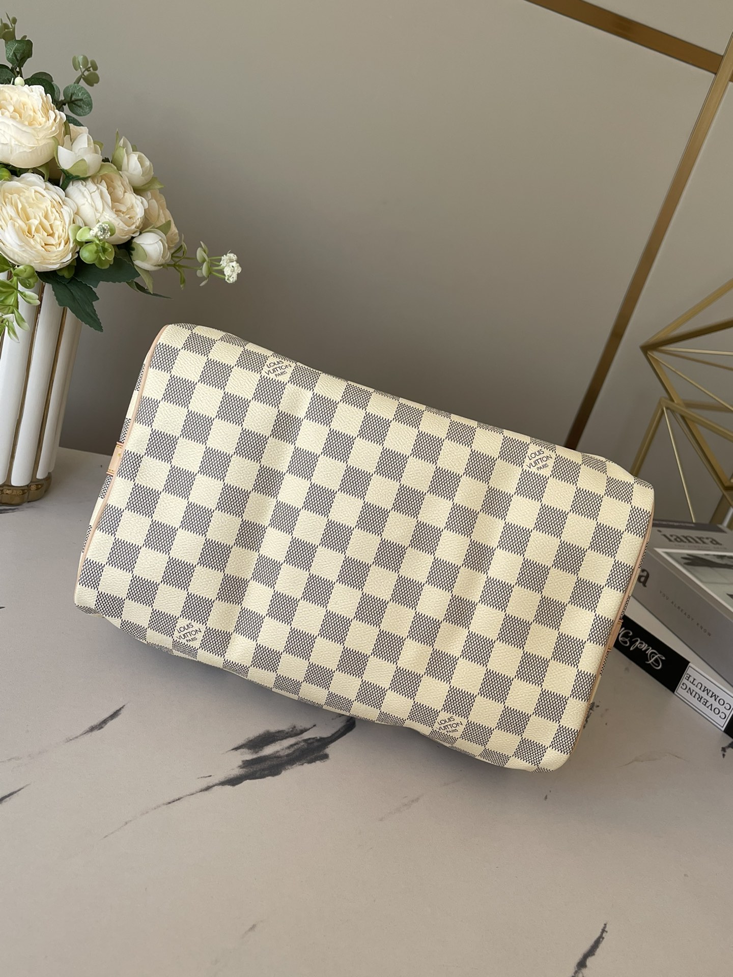 L0vis Vvtt0n Damier Ebene