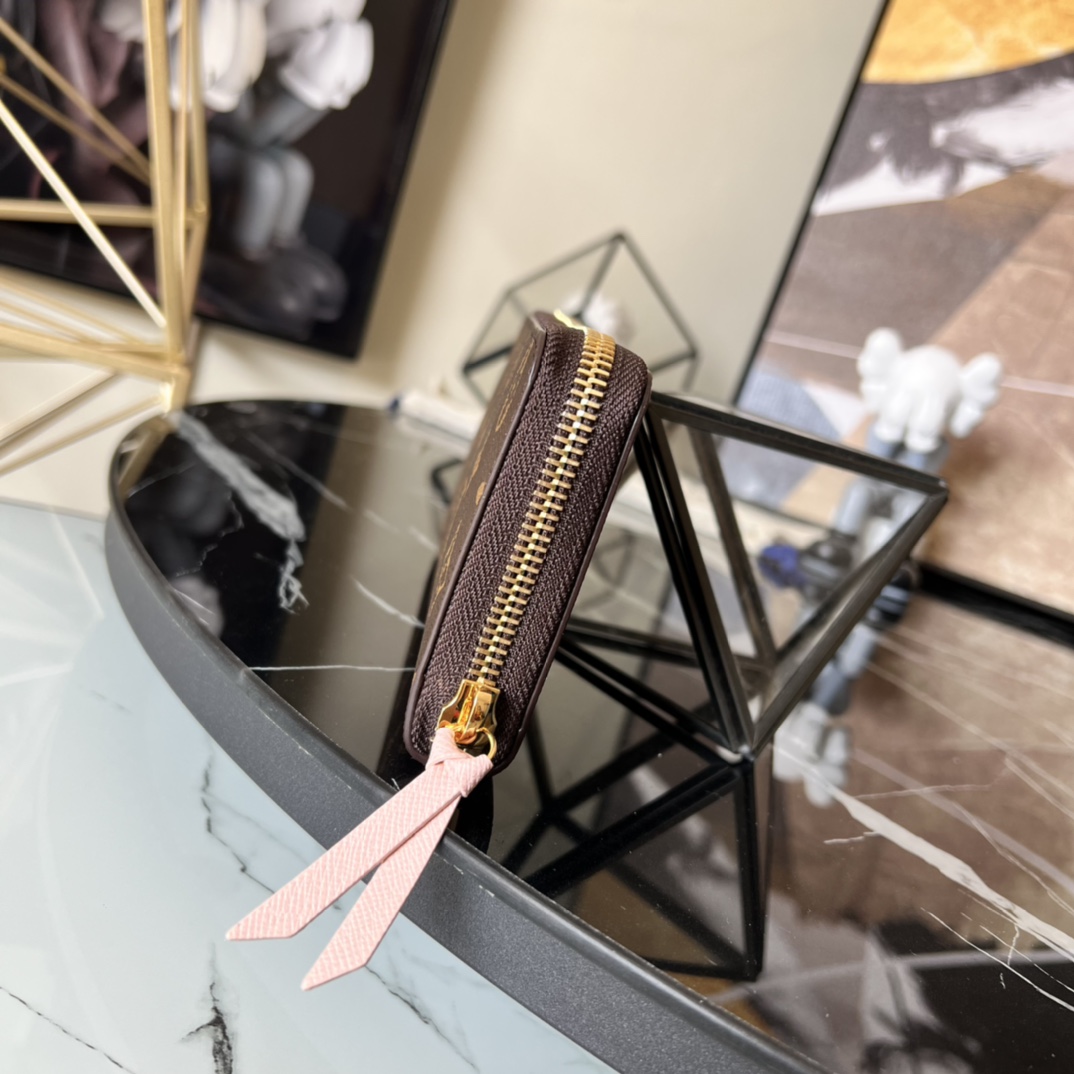 L0vis Vvtt0n Damier Azur