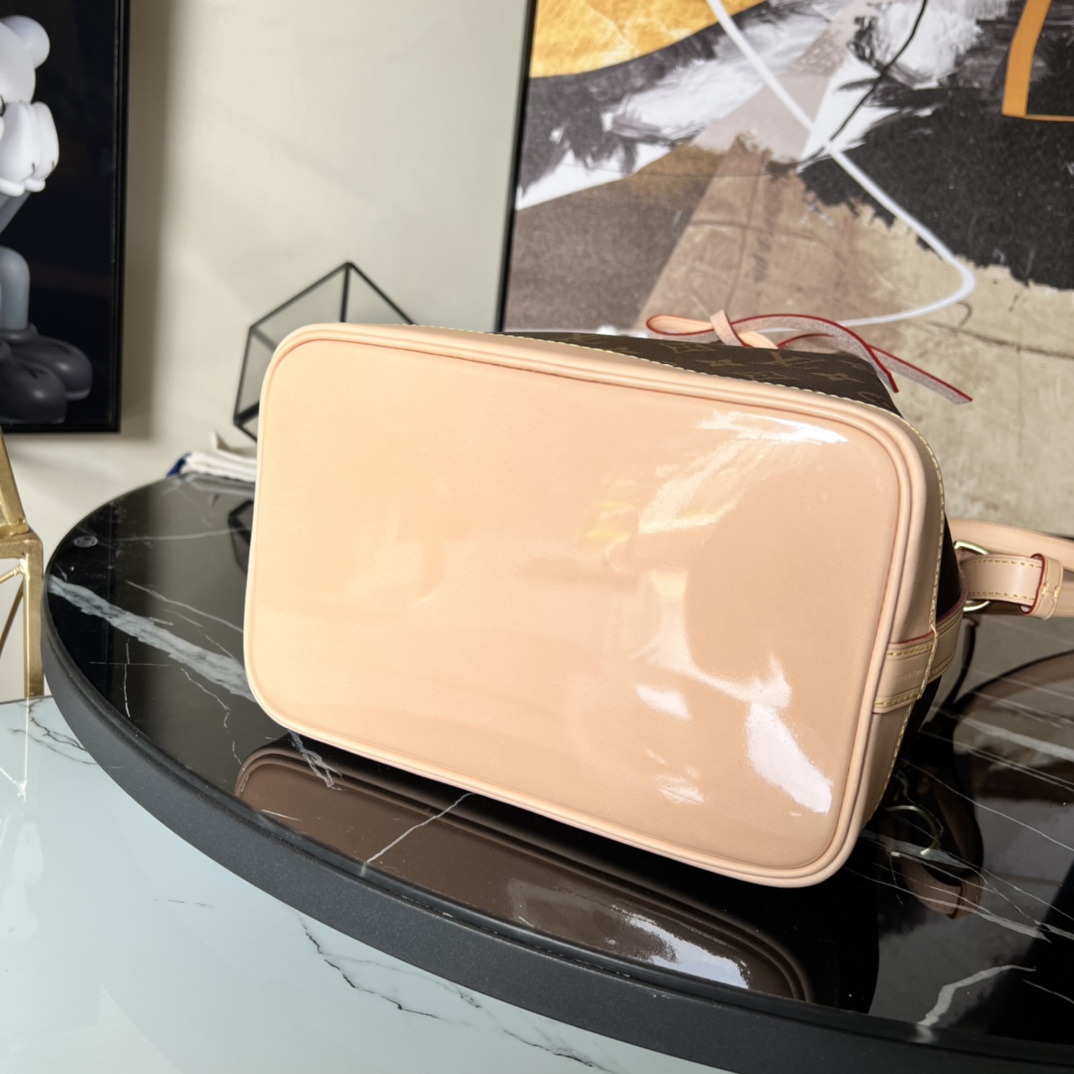 L0vis Vvtt0n Damier Azur