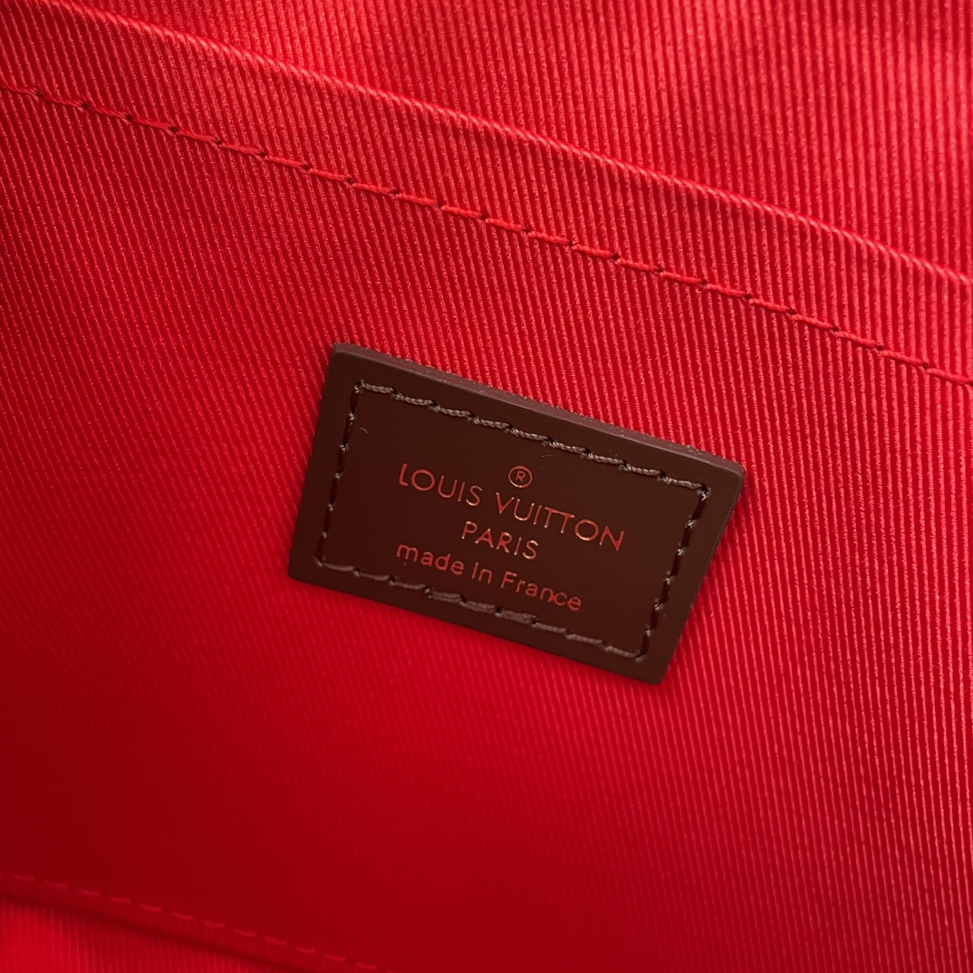 L0vis Vvtt0n Damier Azur