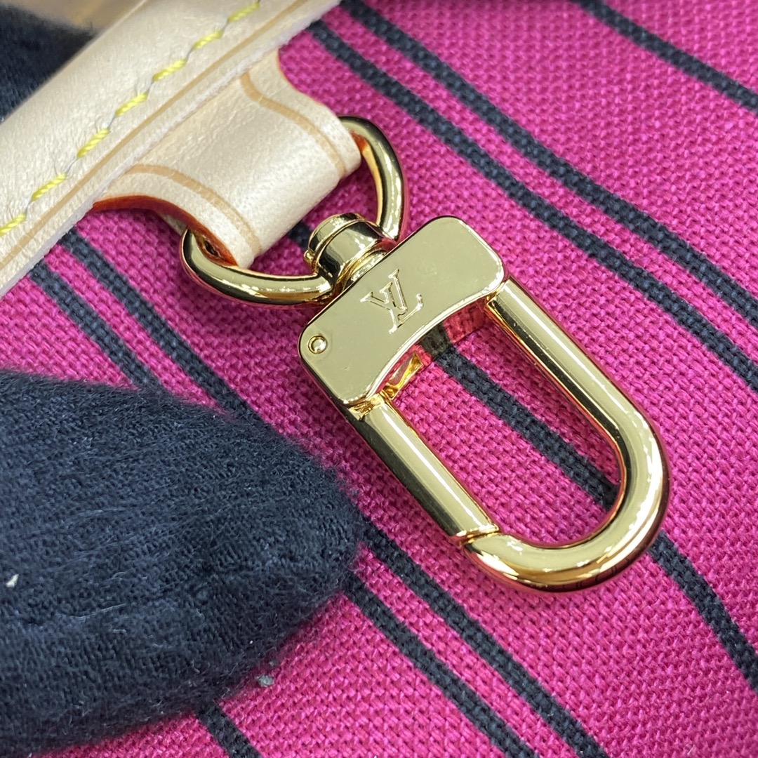 L0vis Vvtt0n Damier Azur