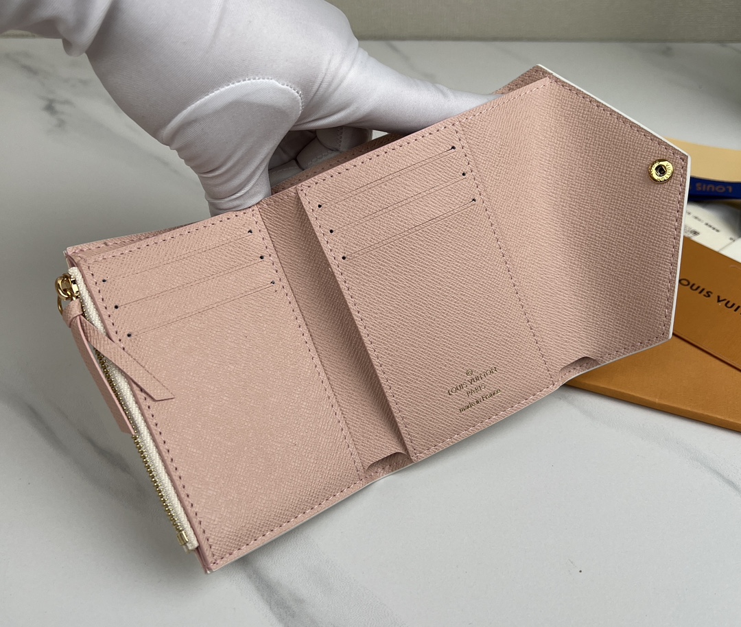 L0vis Vvtt0n Damier Ebene