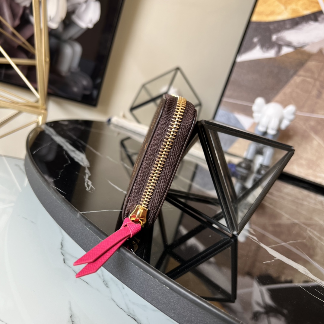 L0vis Vvtt0n Damier Azur