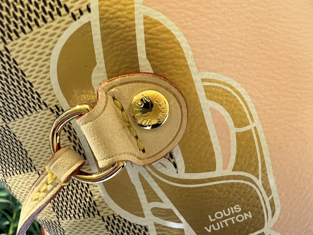 L0vis Vvtt0n Damier Azur