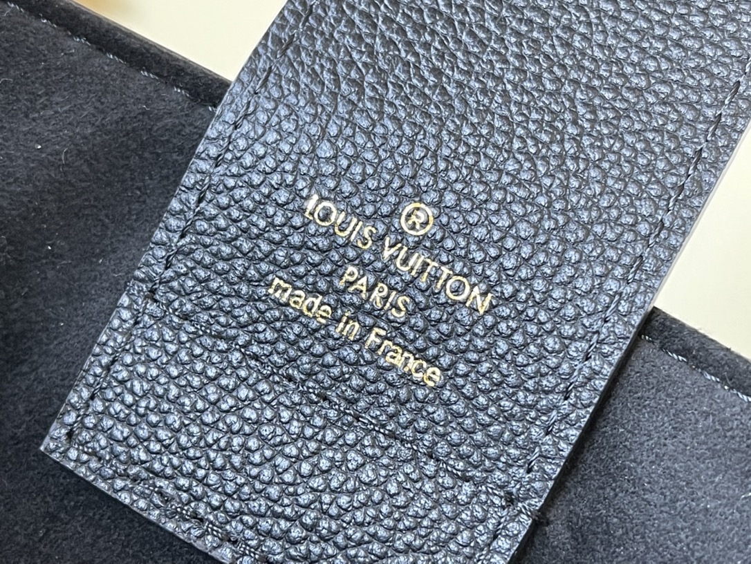 L0vis Vvtt0n Damier Ebene