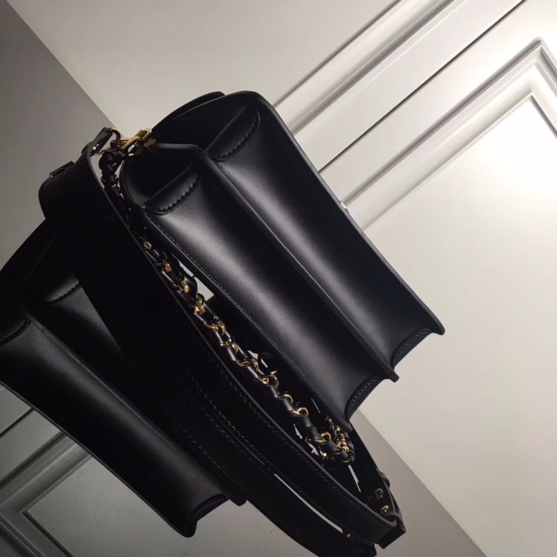 L0vis Vvtt0n Dauphine