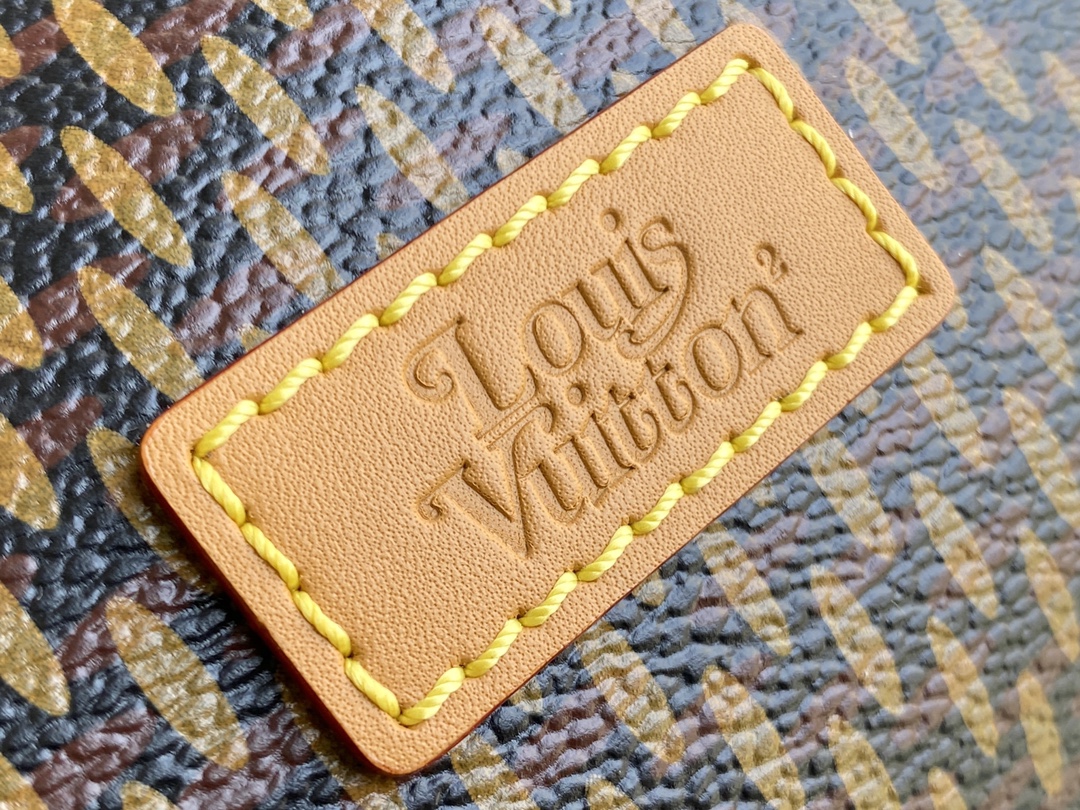 L0vis Vvtt0n Damier Ebene