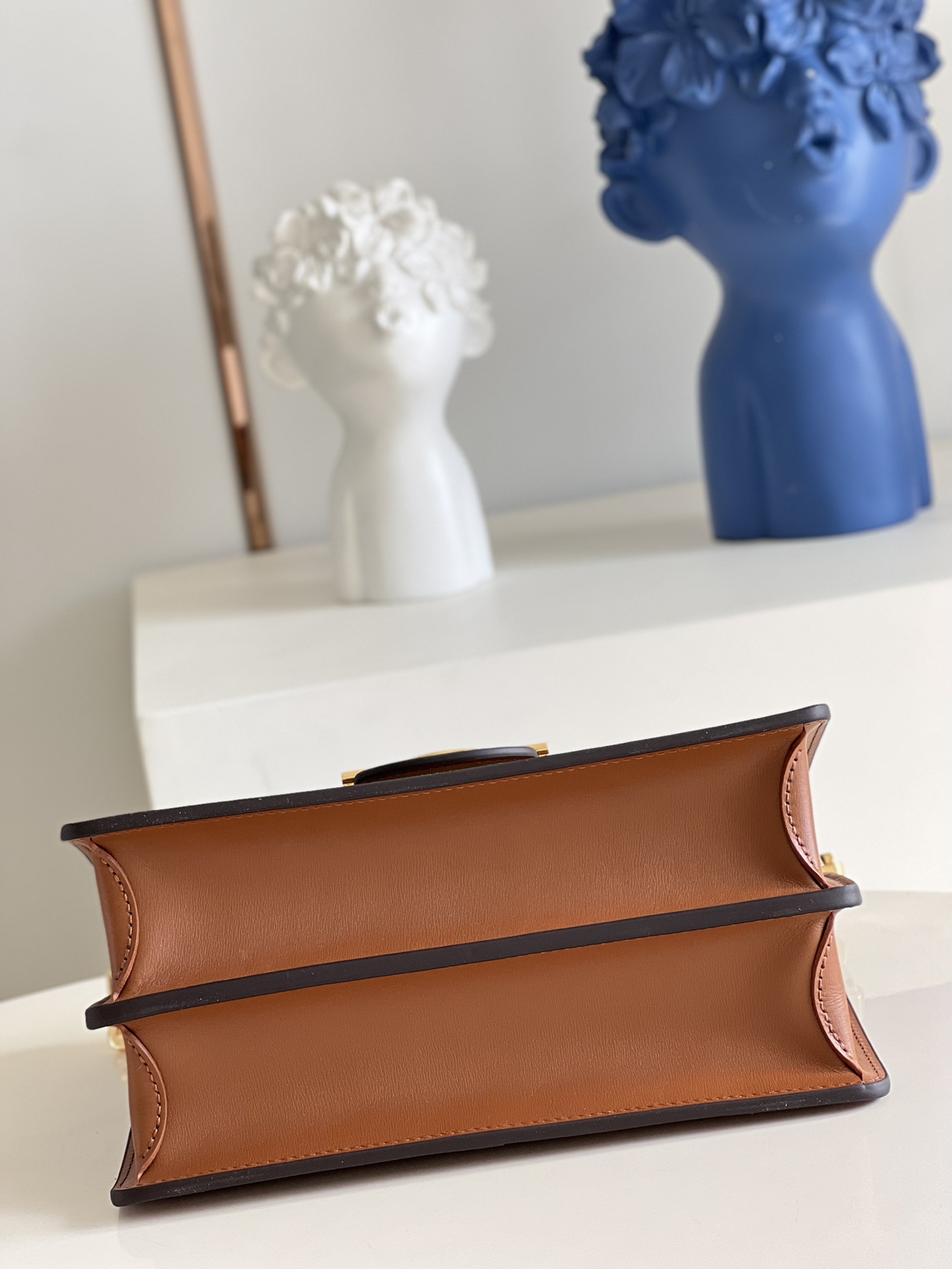 L0vis Vvtt0n Dauphine