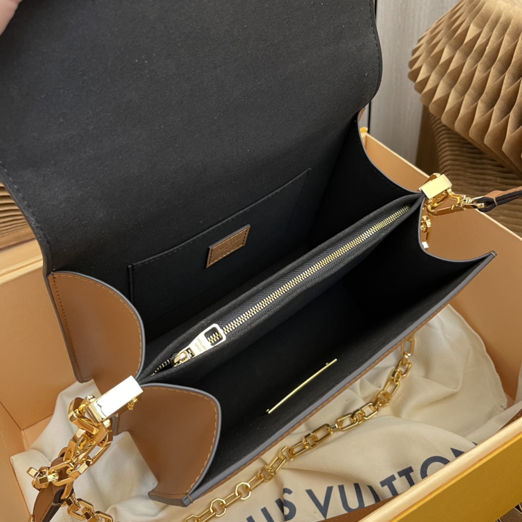 L0vis Vvtt0n Dauphine