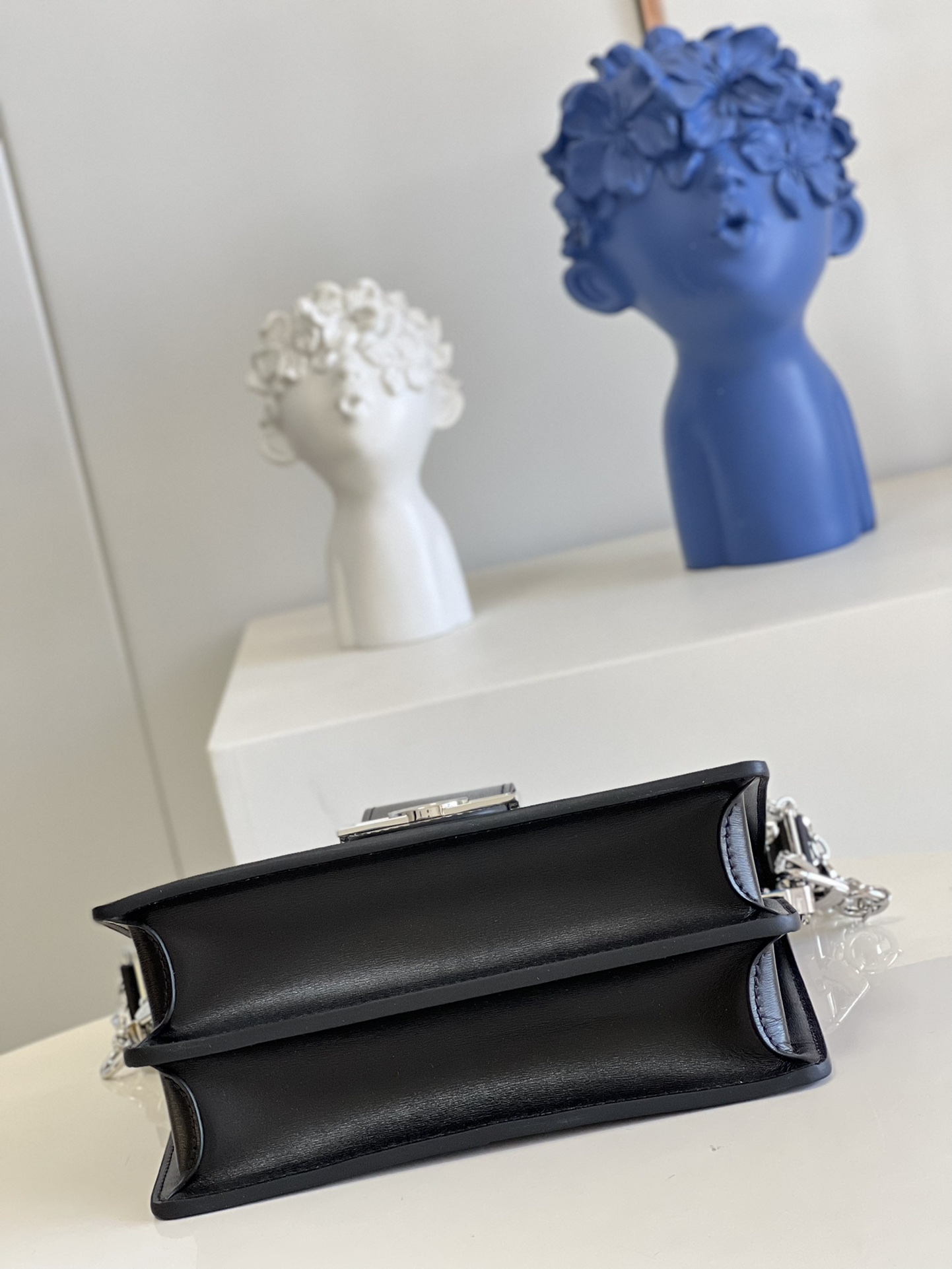 L0vis Vvtt0n Dauphine