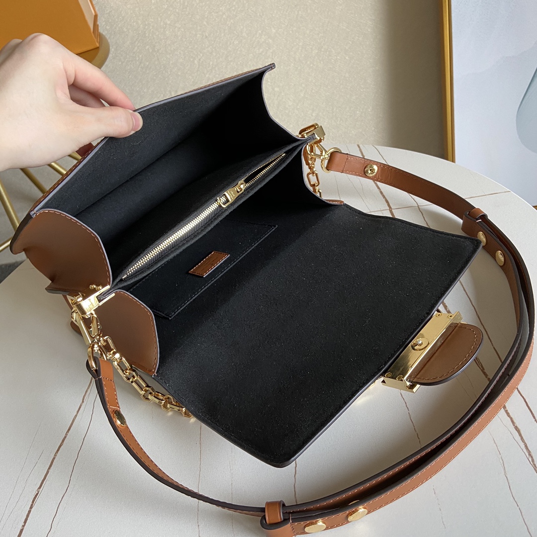 L0vis Vvtt0n Dauphine