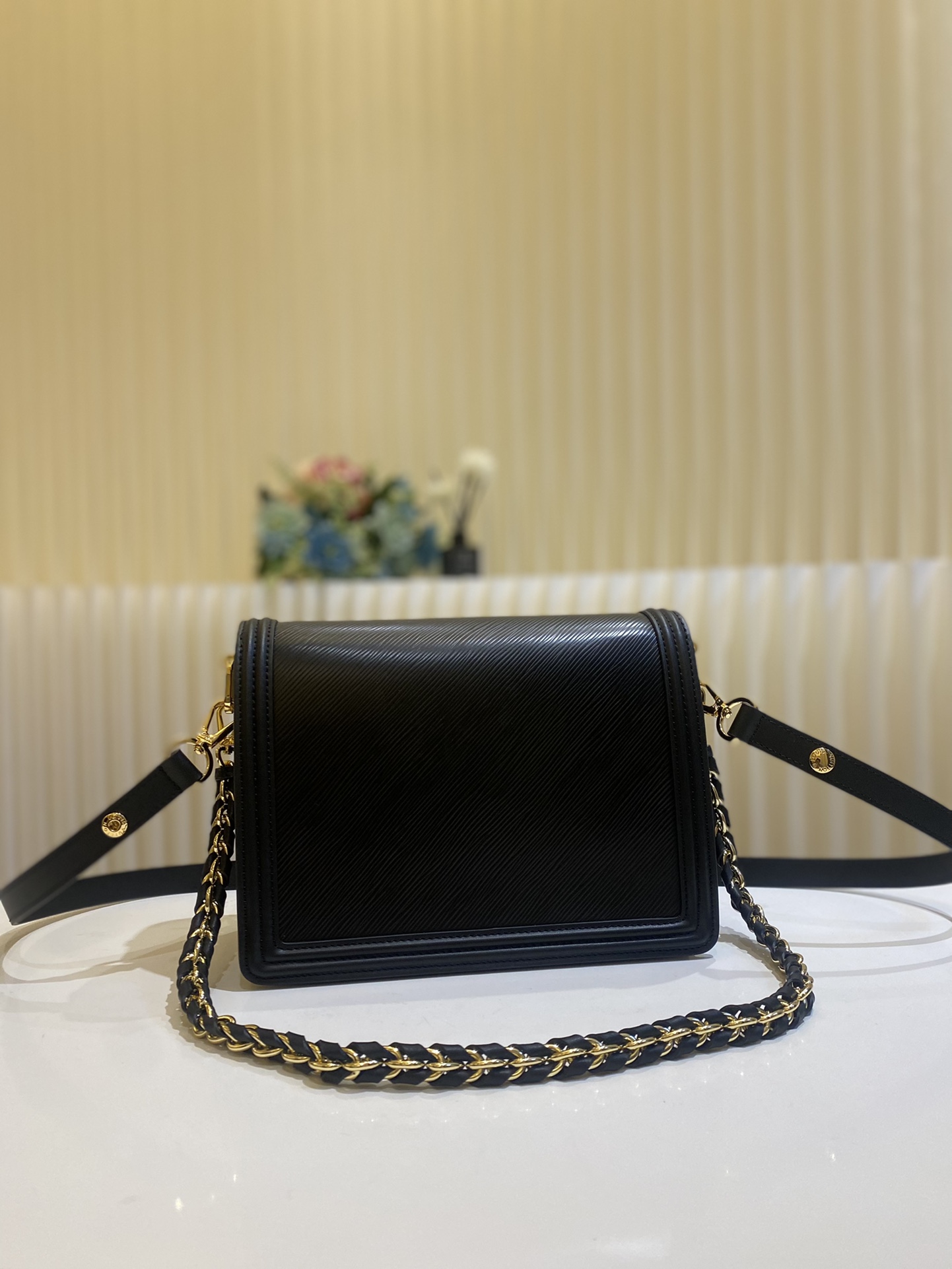 L0vis Vvtt0n Dauphine