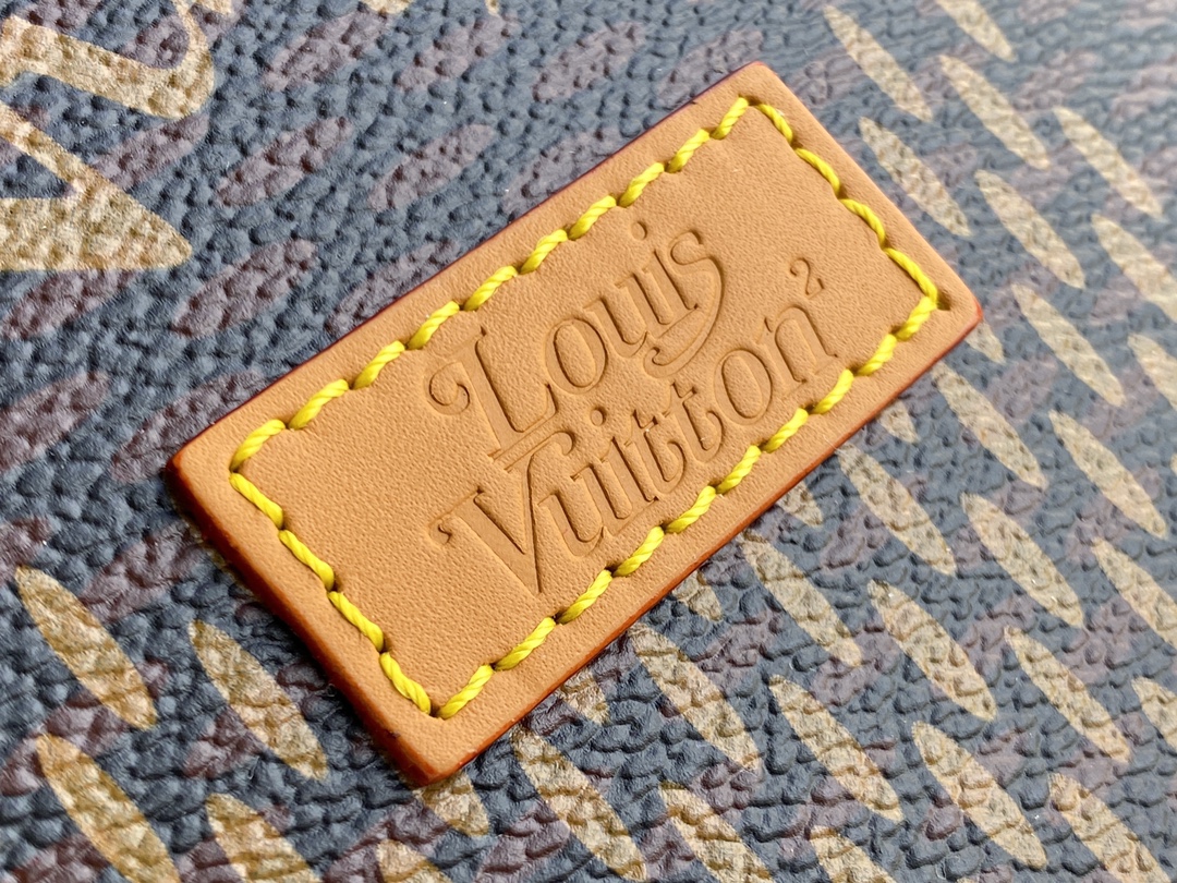 L0vis Vvtt0n Damier Ebene