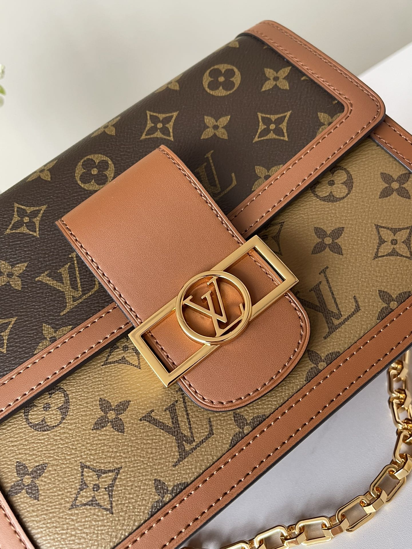 L0vis Vvtt0n Dauphine