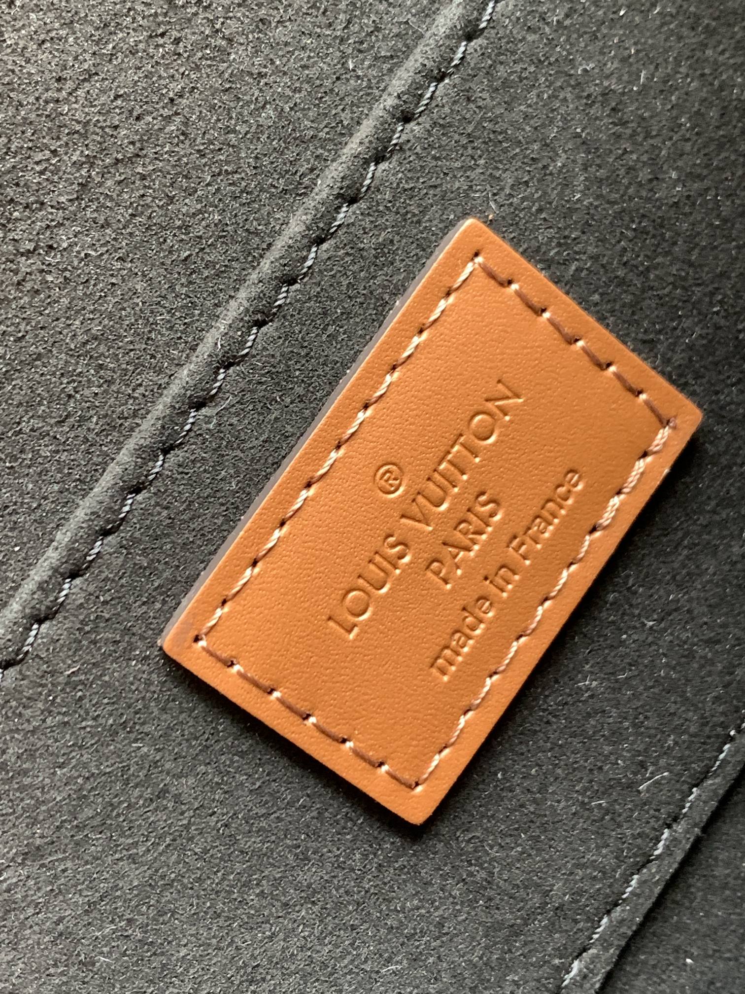 L0vis Vvtt0n Dauphine