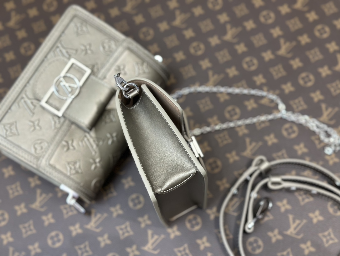 L0vis Vvtt0n Dauphine