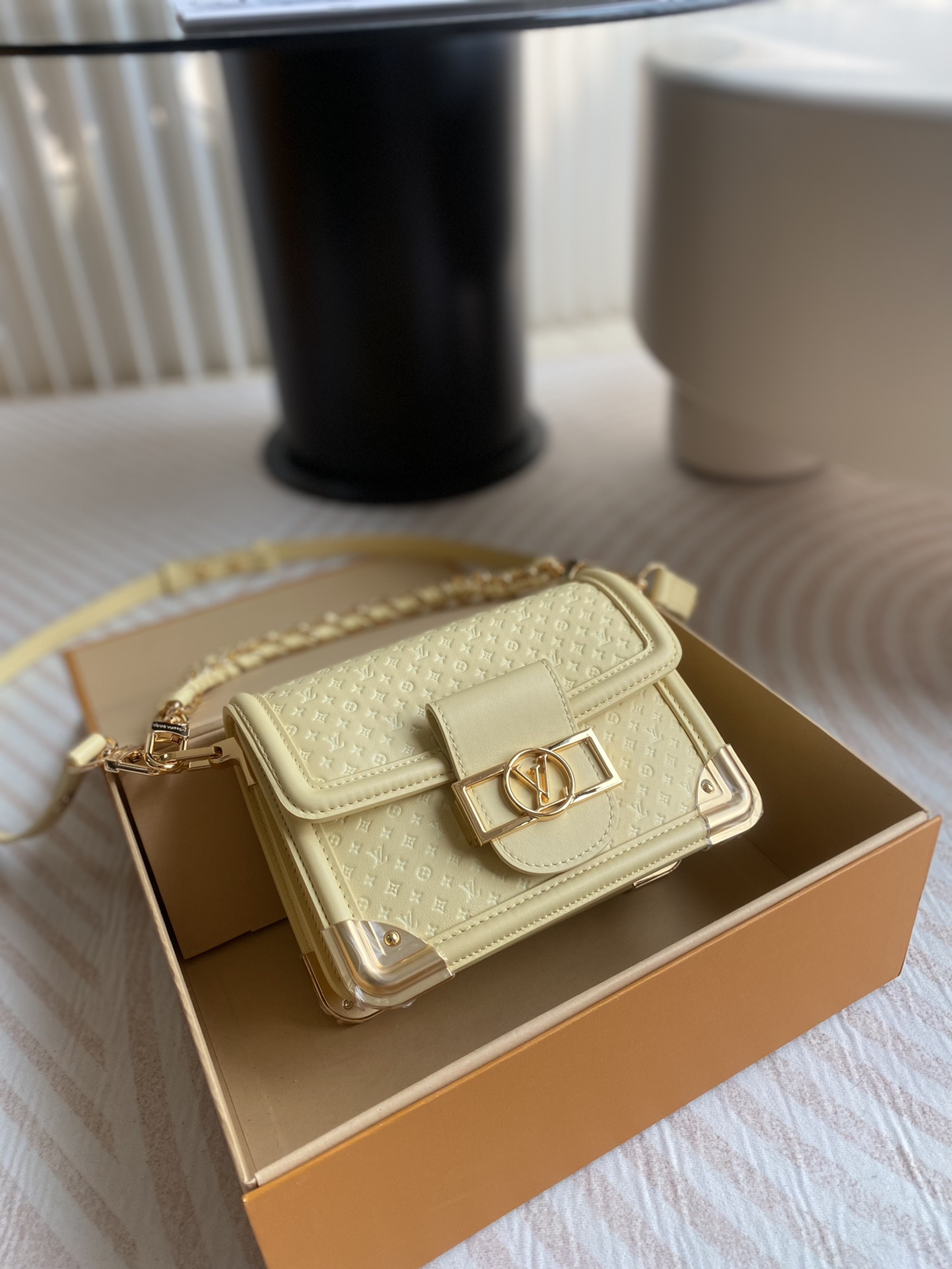 L0vis Vvtt0n Dauphine