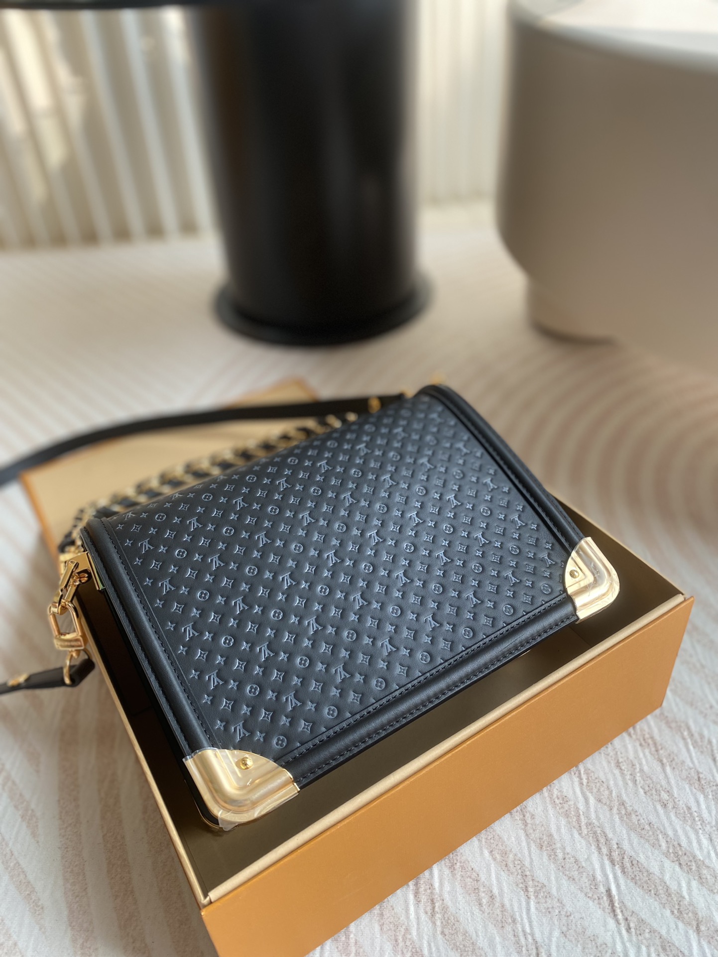 L0vis Vvtt0n Dauphine