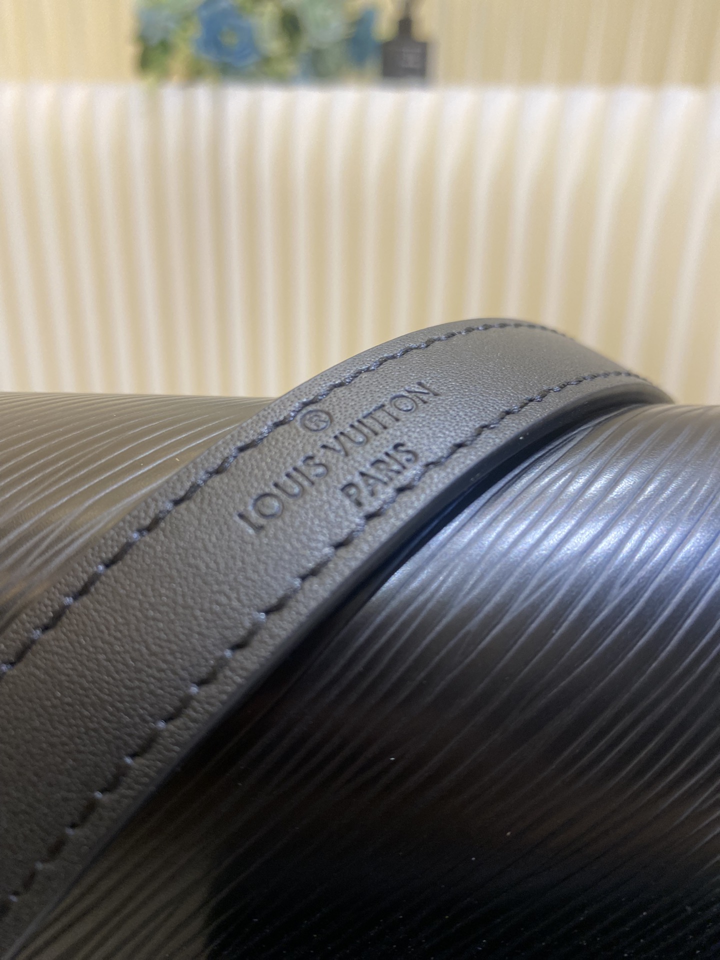 L0vis Vvtt0n Dauphine