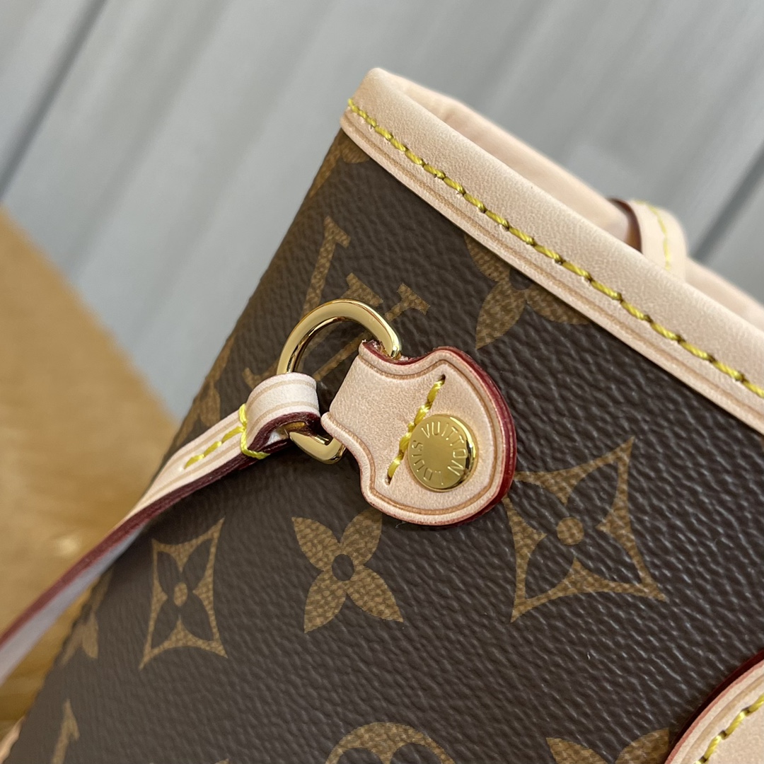 L0vis Vvtt0n Damier Ebene