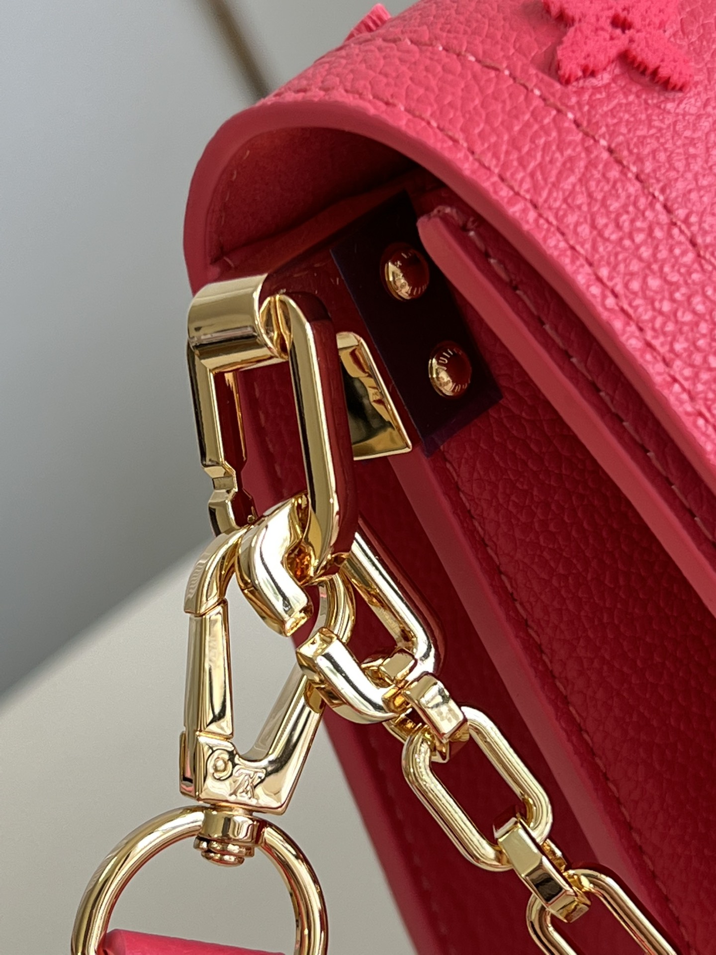 L0vis Vvtt0n Dauphine