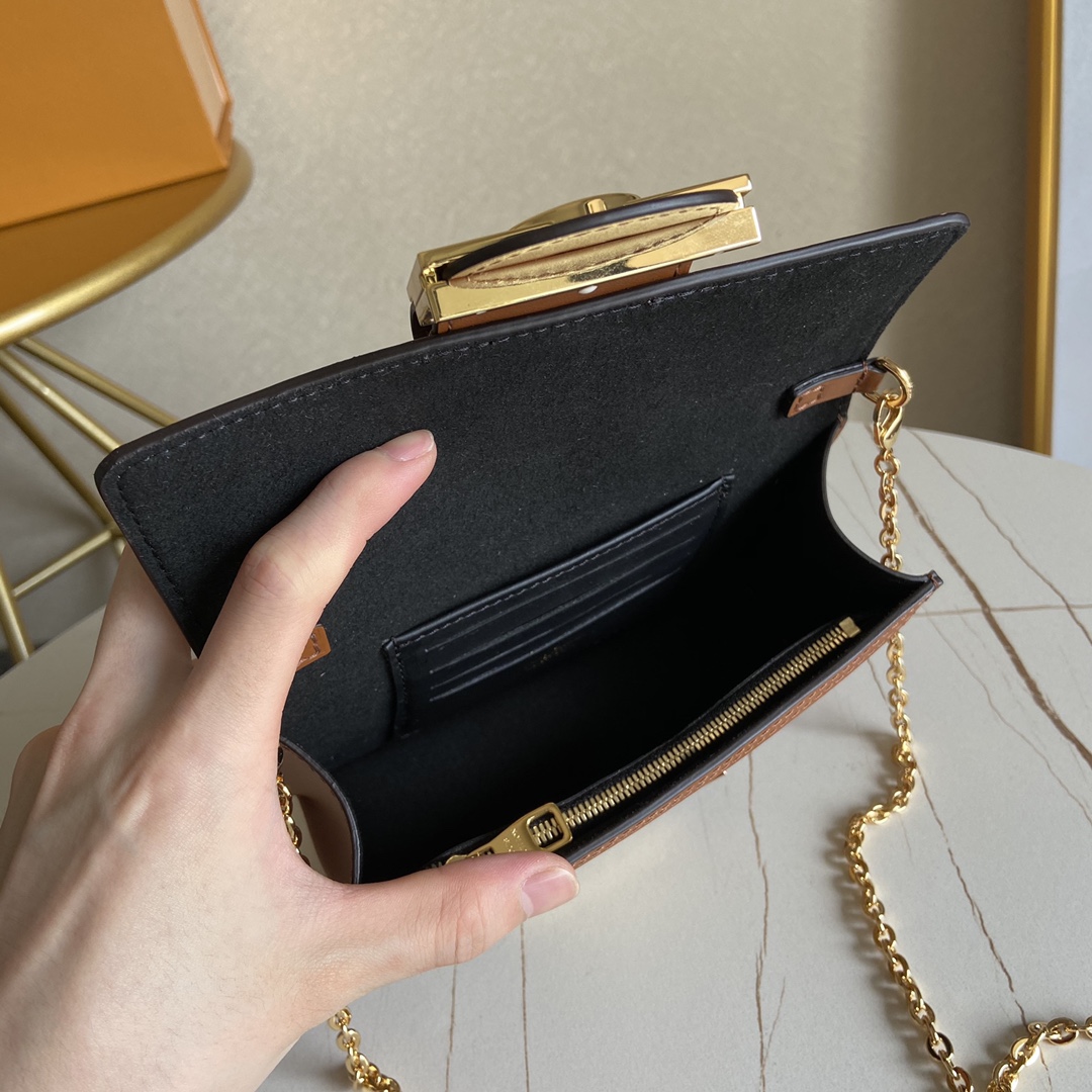 L0vis Vvtt0n Dauphine