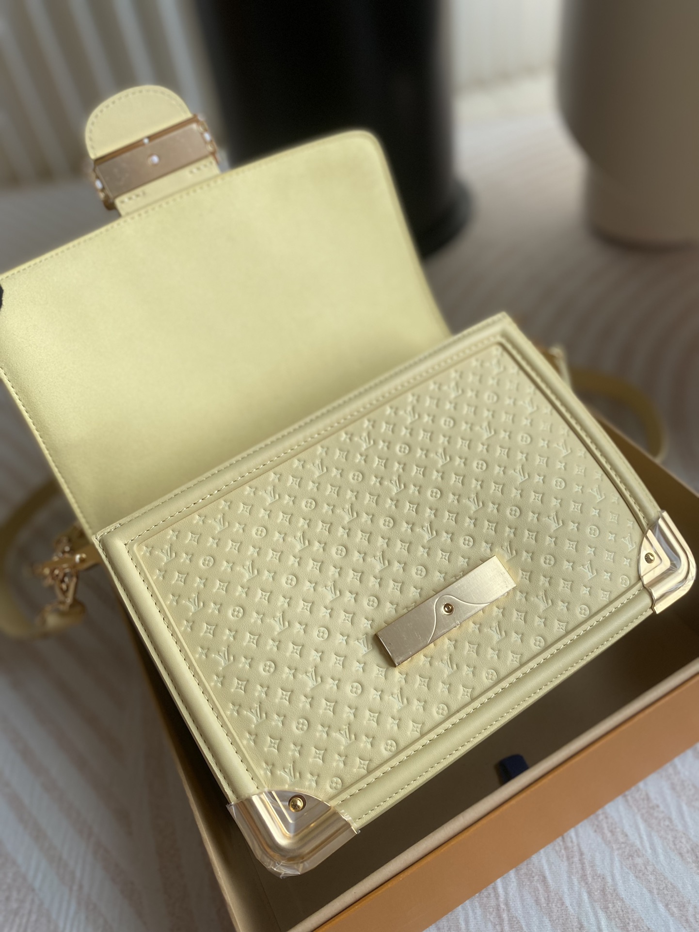 L0vis Vvtt0n Dauphine