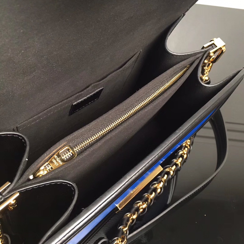 L0vis Vvtt0n Dauphine