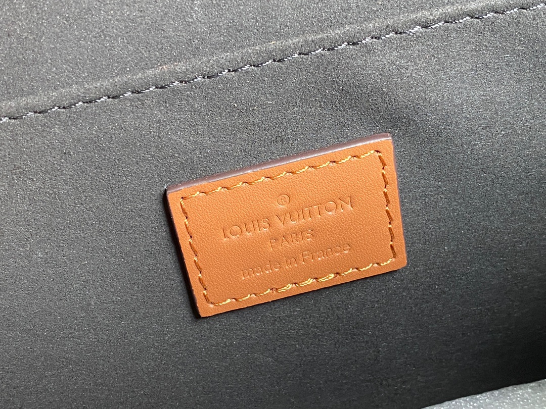 L0vis Vvtt0n Dauphine