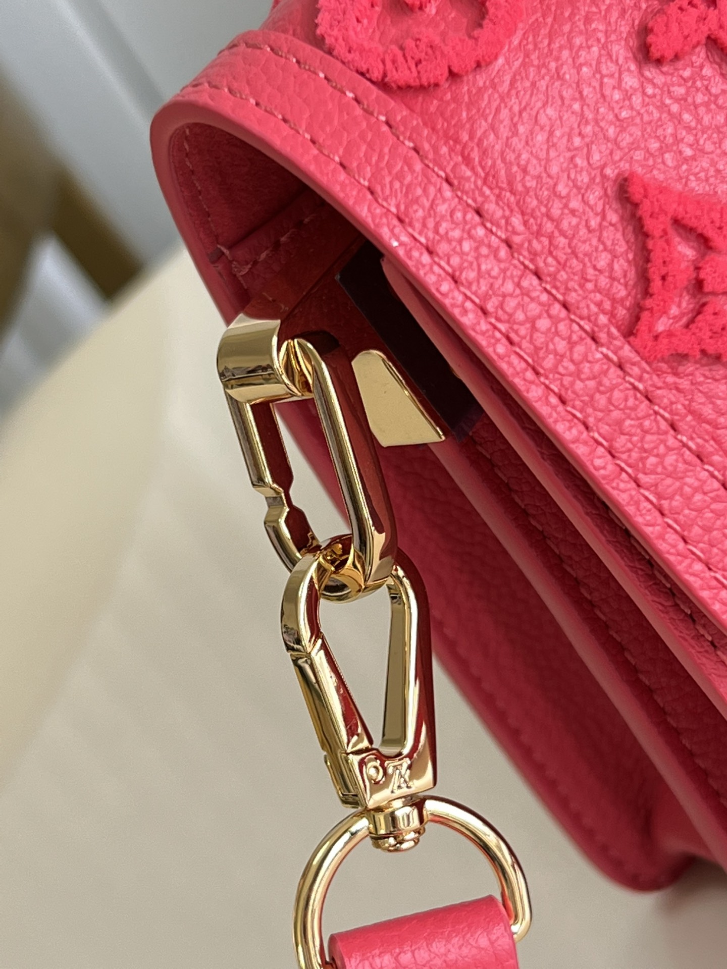 L0vis Vvtt0n Dauphine