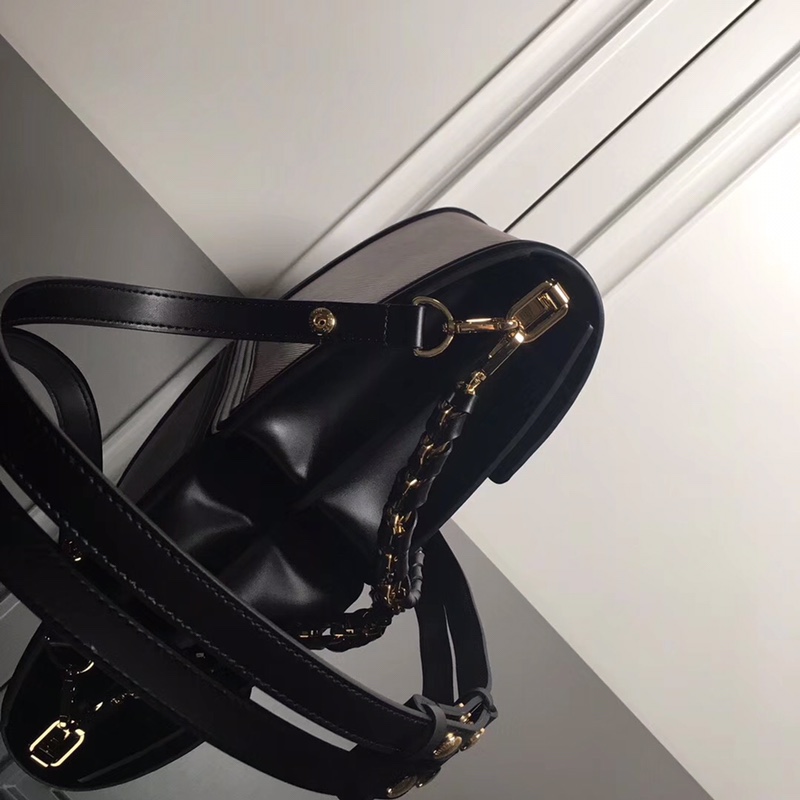 L0vis Vvtt0n Dauphine