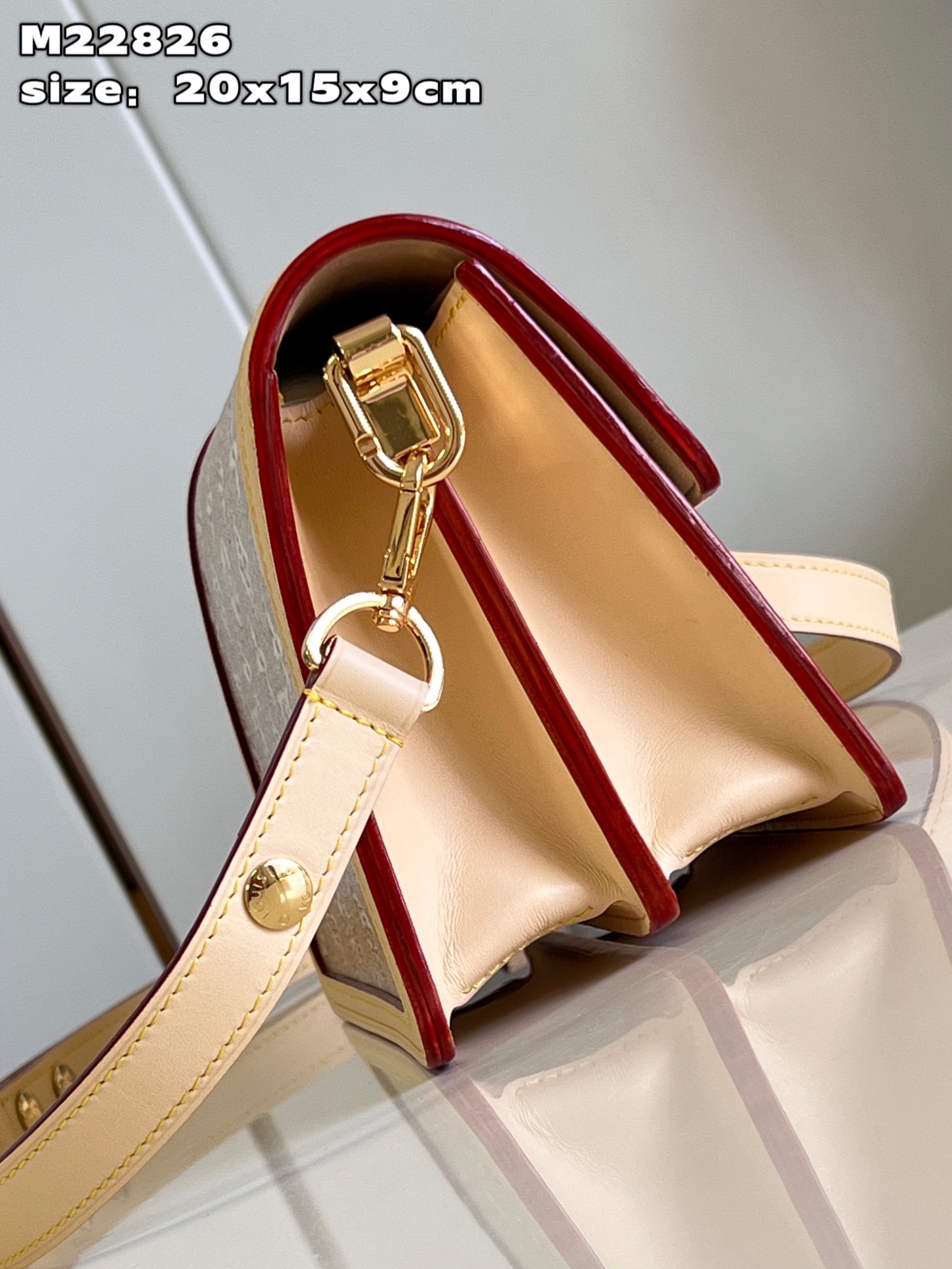 L0vis Vvtt0n Dauphine