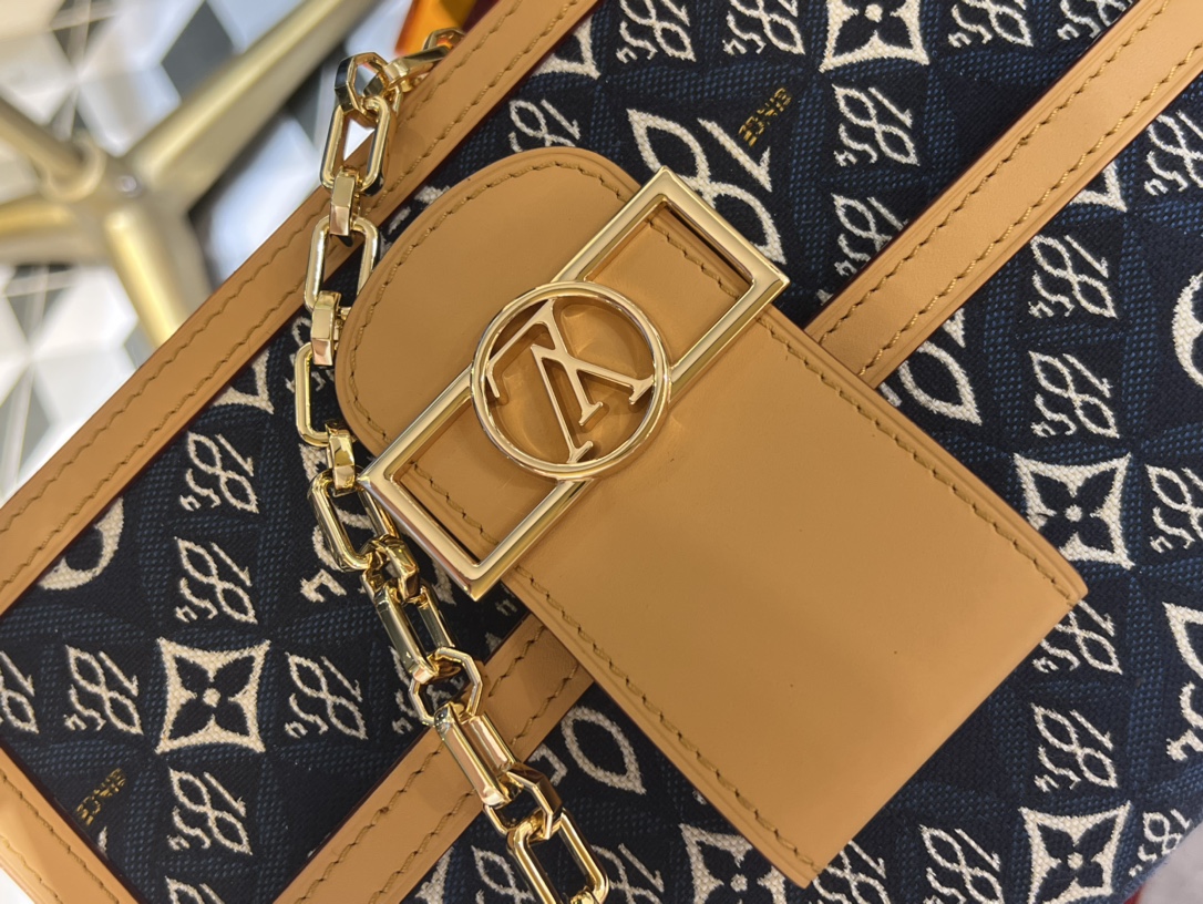 L0vis Vvtt0n Dauphine