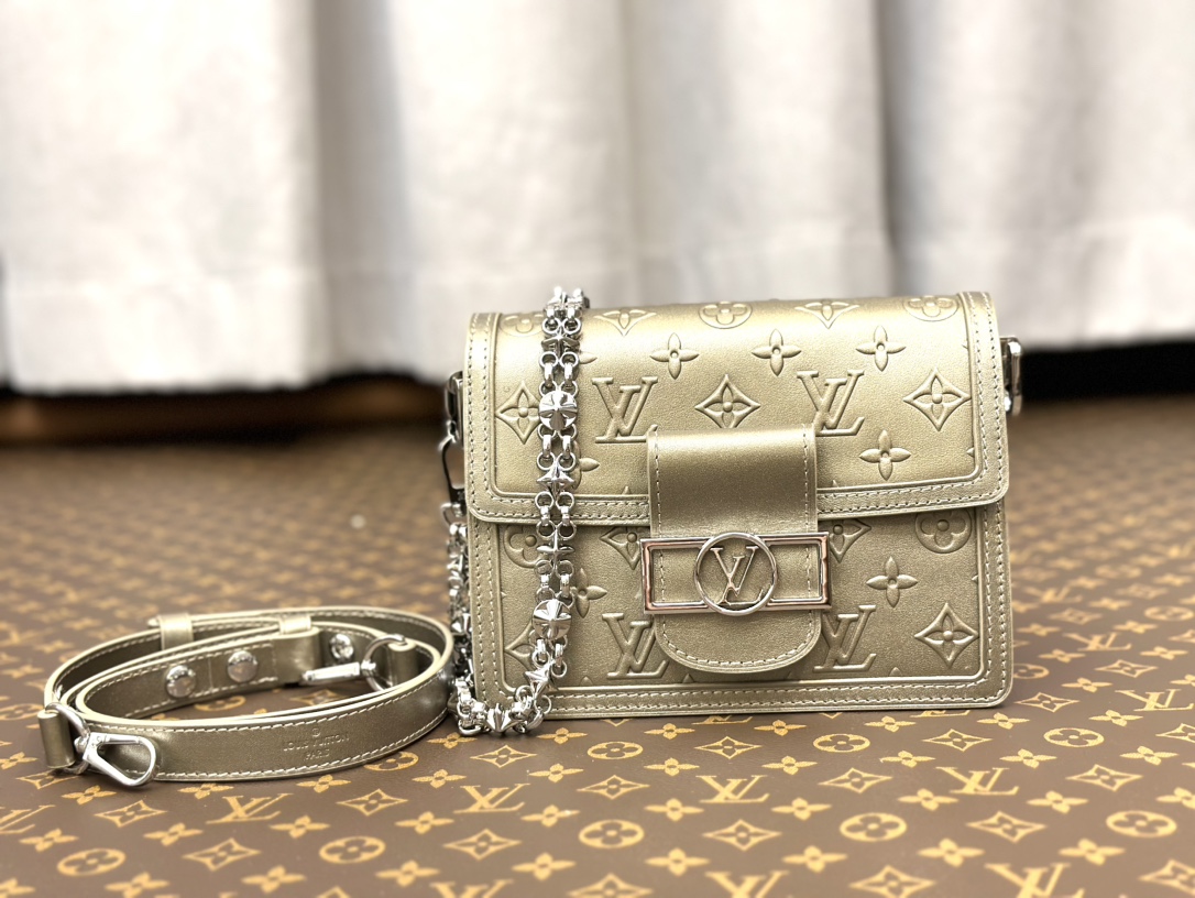 L0vis Vvtt0n Dauphine