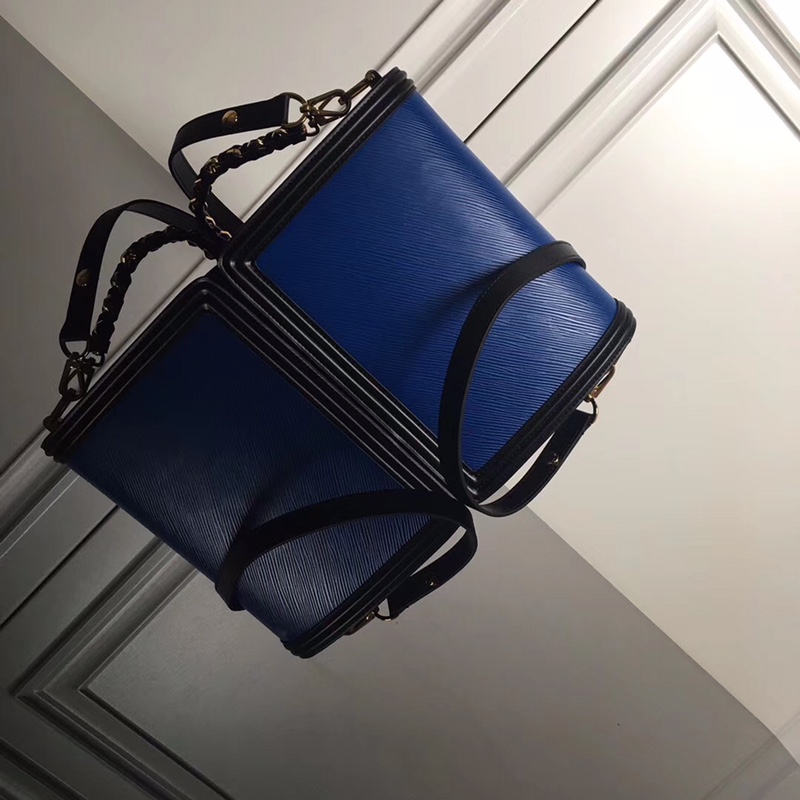 L0vis Vvtt0n Dauphine