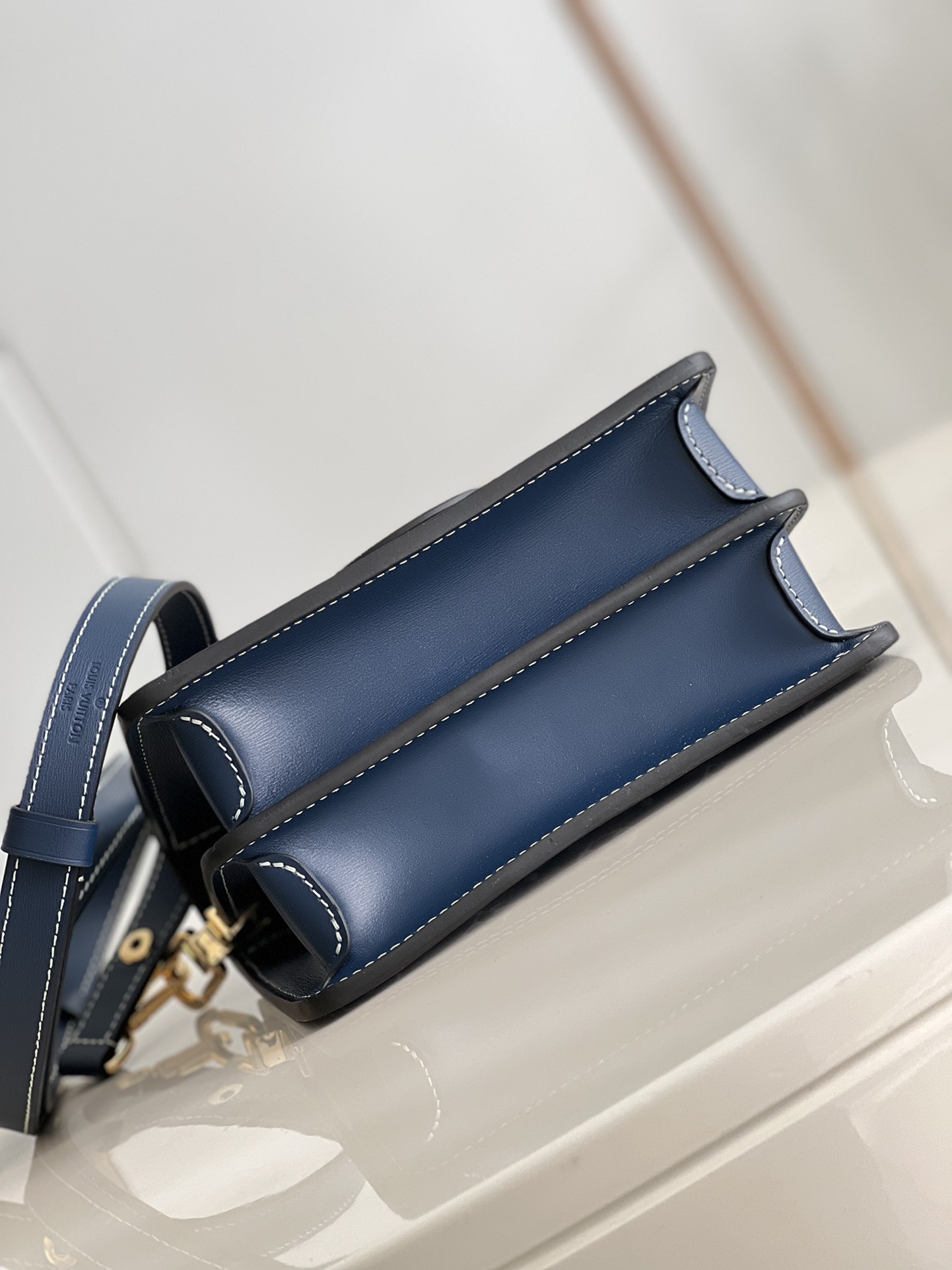 L0vis Vvtt0n Dauphine