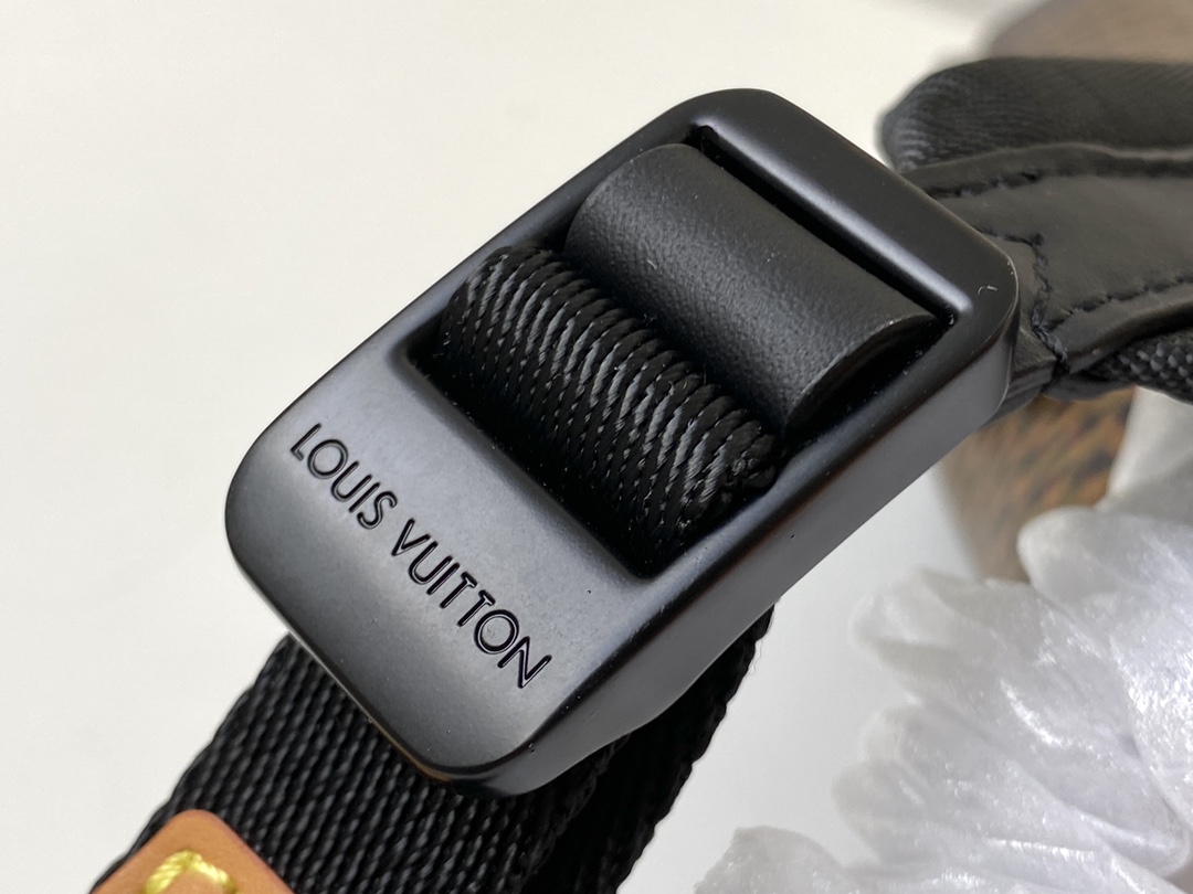 L0vis Vvtt0n Damier Ebene