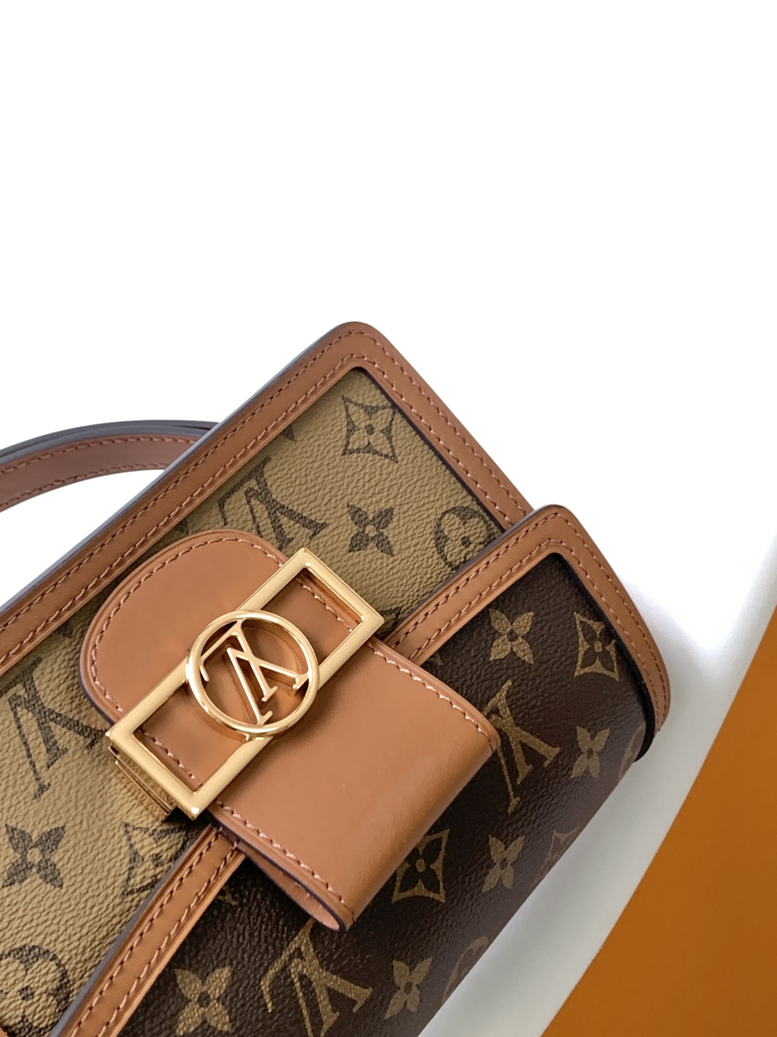 L0vis Vvtt0n Dauphine