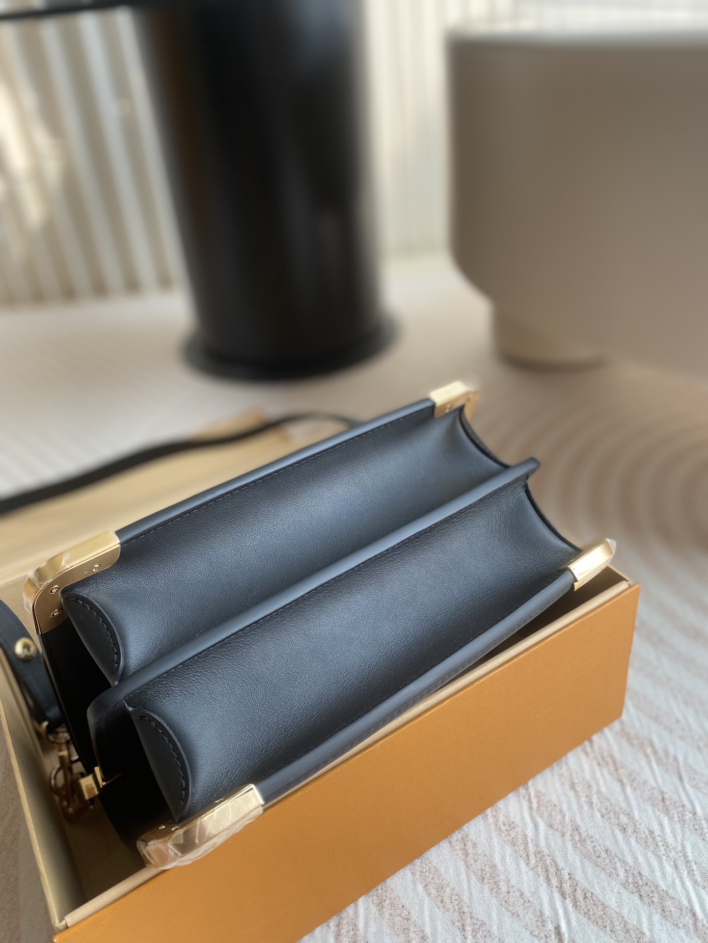 L0vis Vvtt0n Dauphine