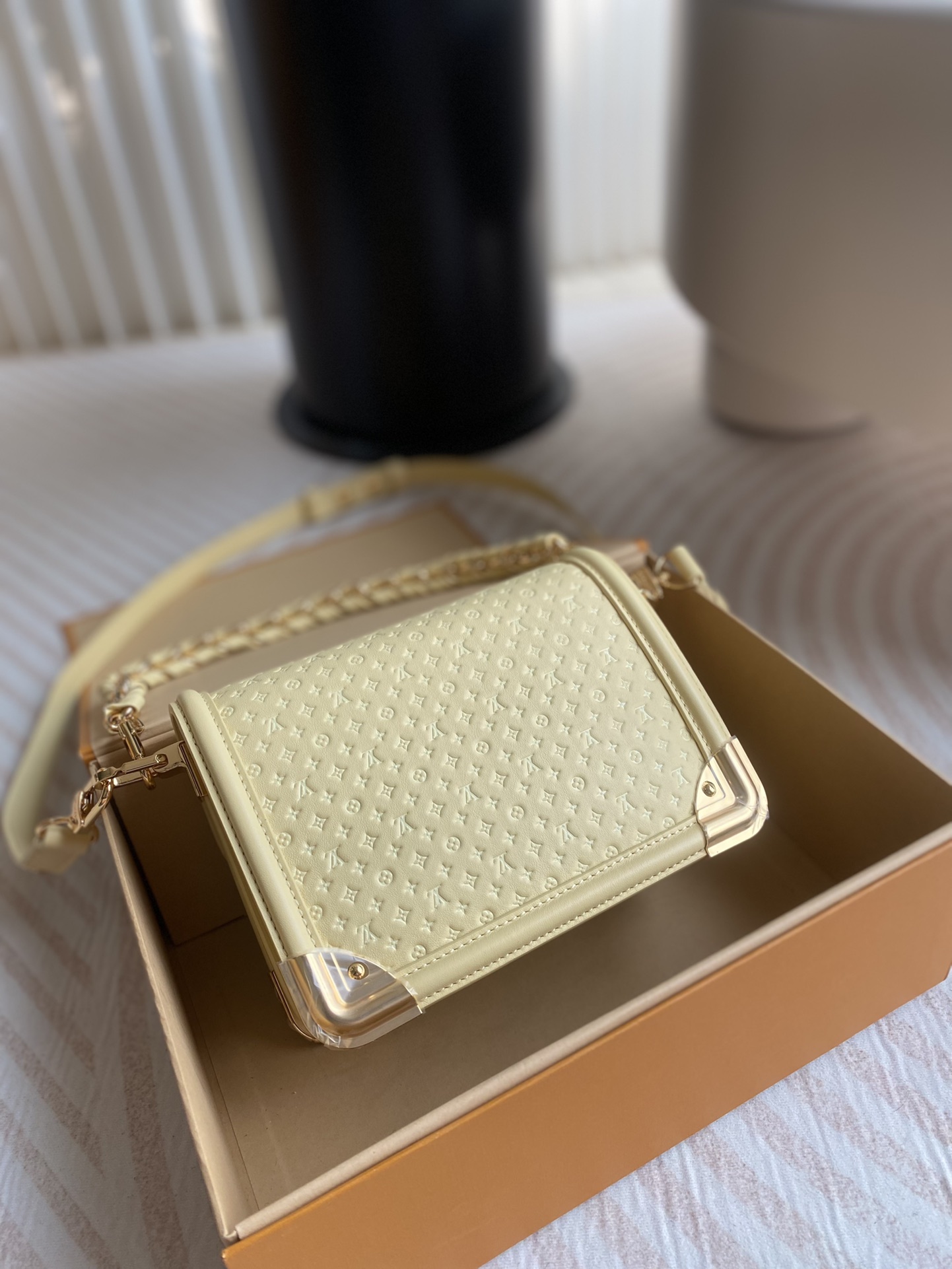 L0vis Vvtt0n Dauphine