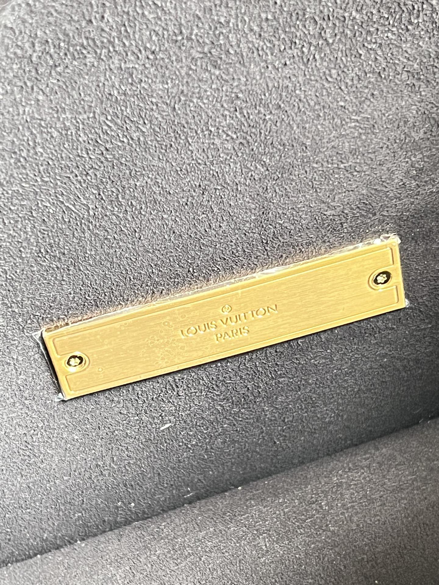 L0vis Vvtt0n Dauphine