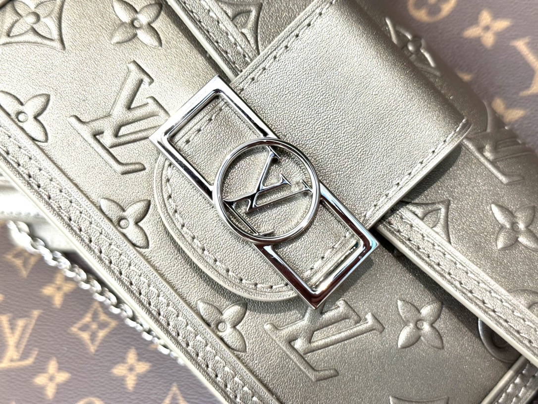 L0vis Vvtt0n Dauphine