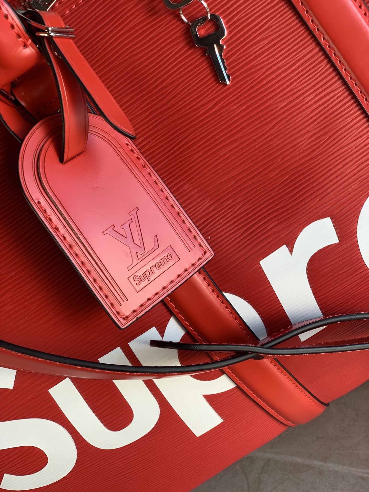 L0vis Vvtt0n Keepall