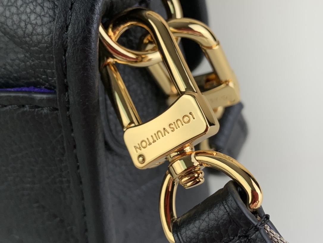 L0vis Vvtt0n Monogram Empreinte