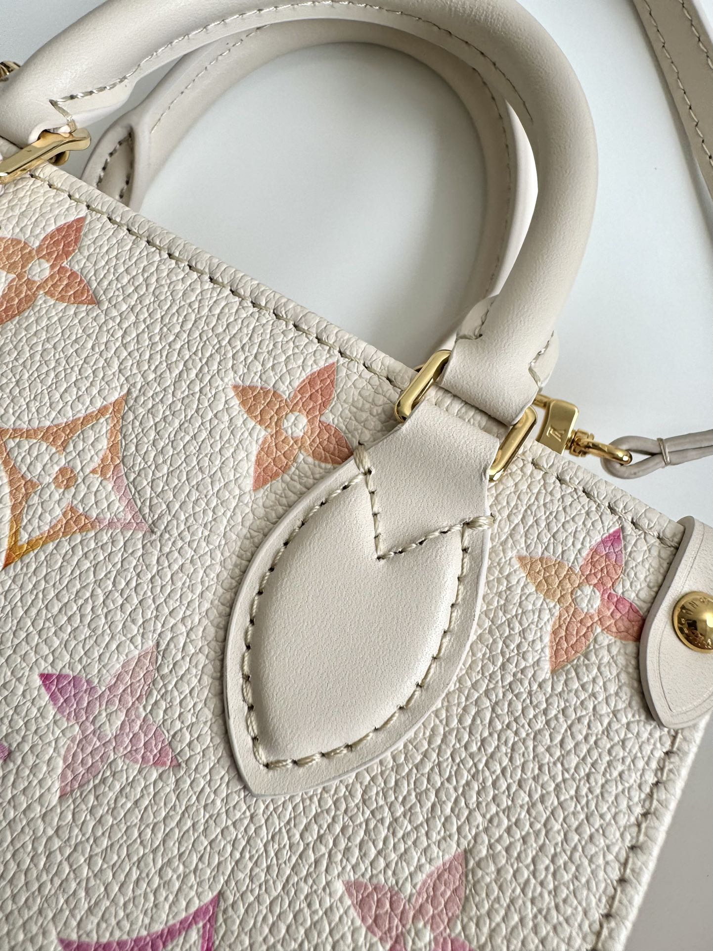 L0vis Vvtt0n Monogram Empreinte