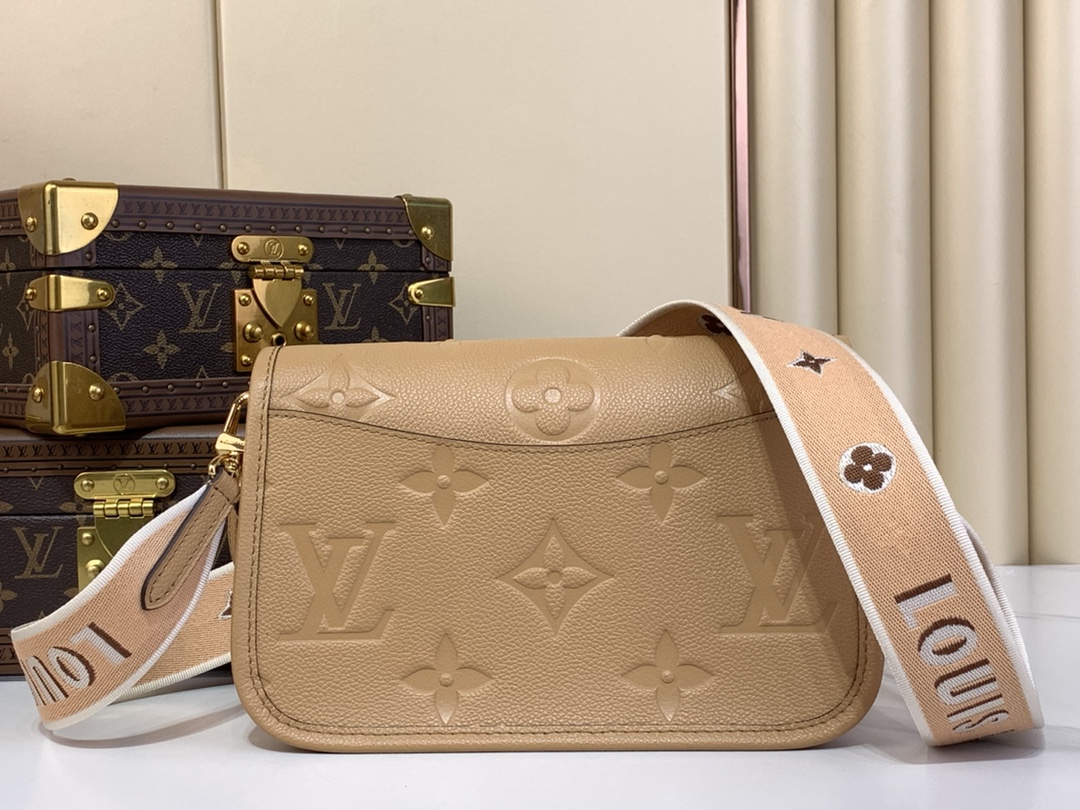 L0vis Vvtt0n Monogram Empreinte