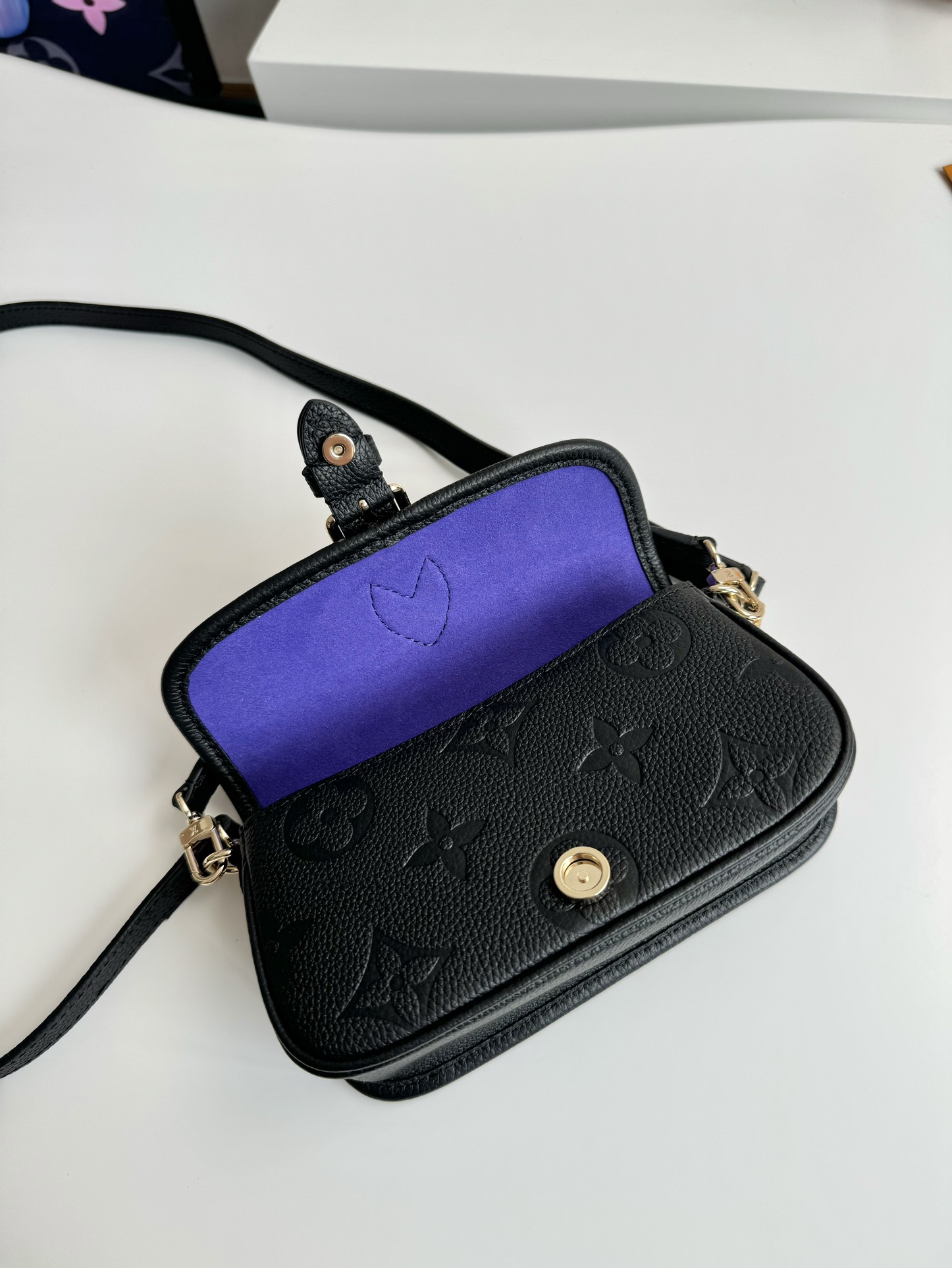 L0vis Vvtt0n Monogram Empreinte
