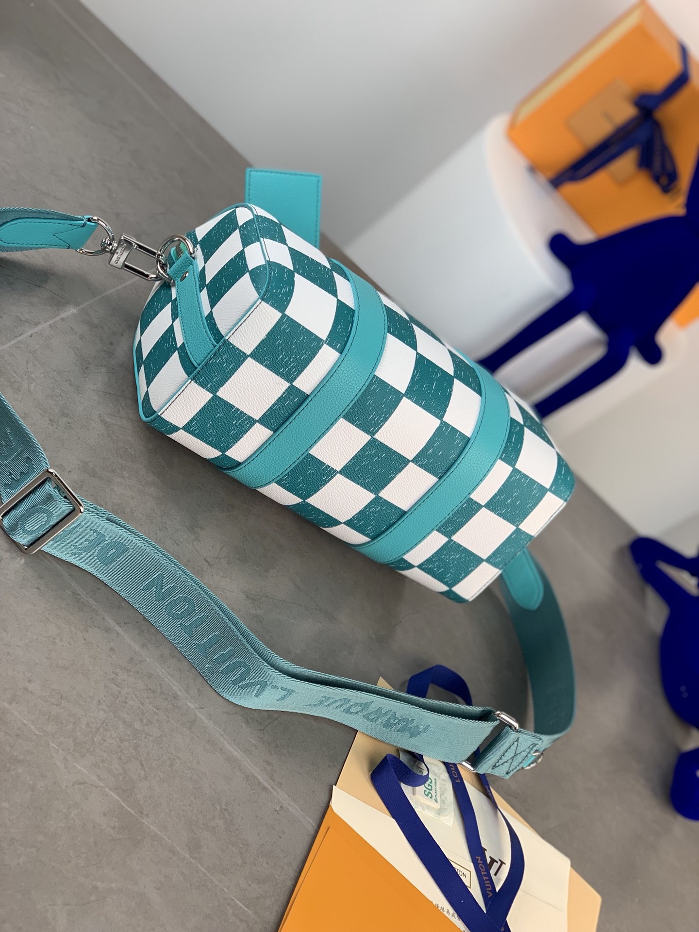 L0vis Vvtt0n Keepall