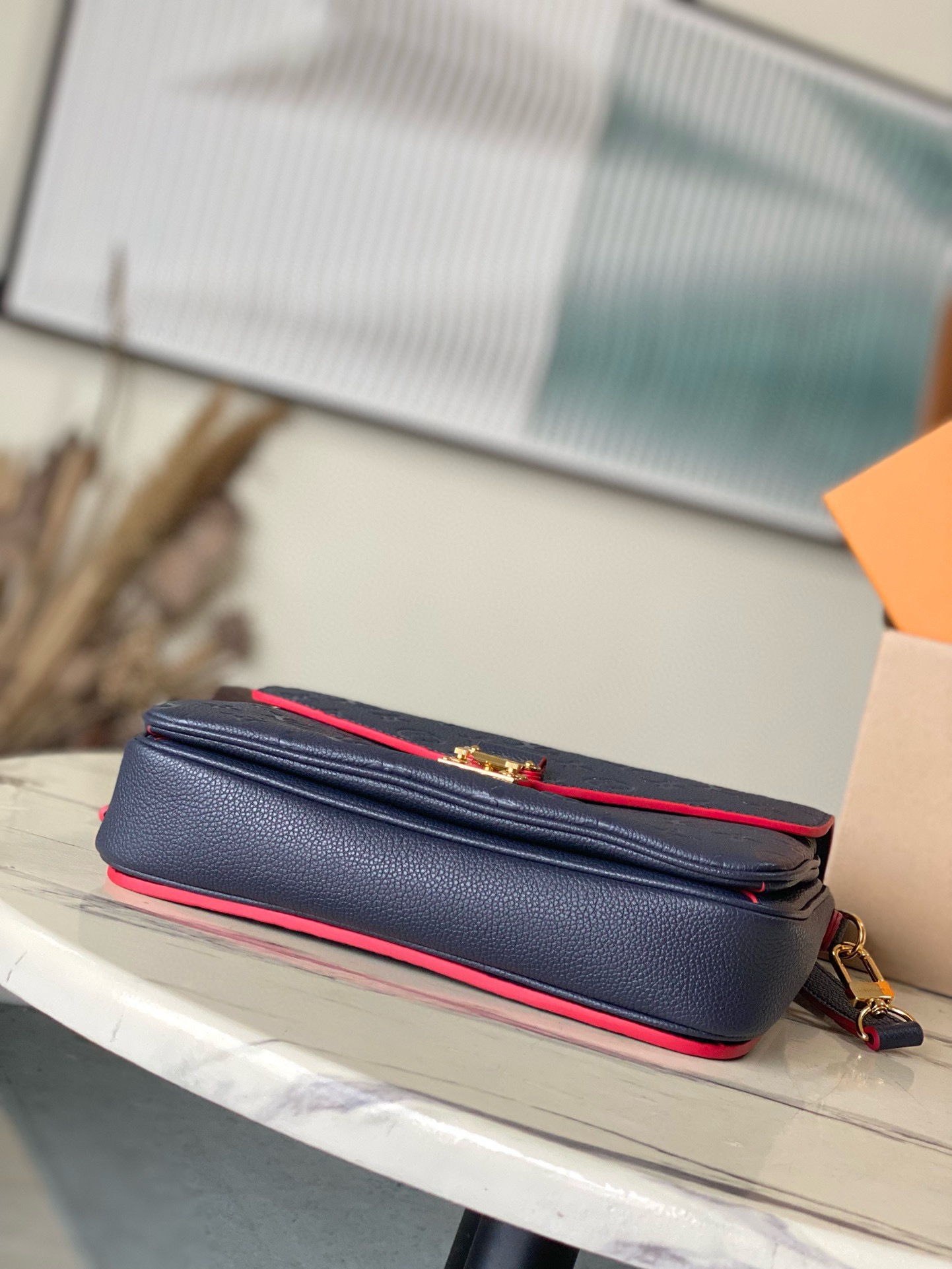 L0vis Vvtt0n Monogram Empreinte