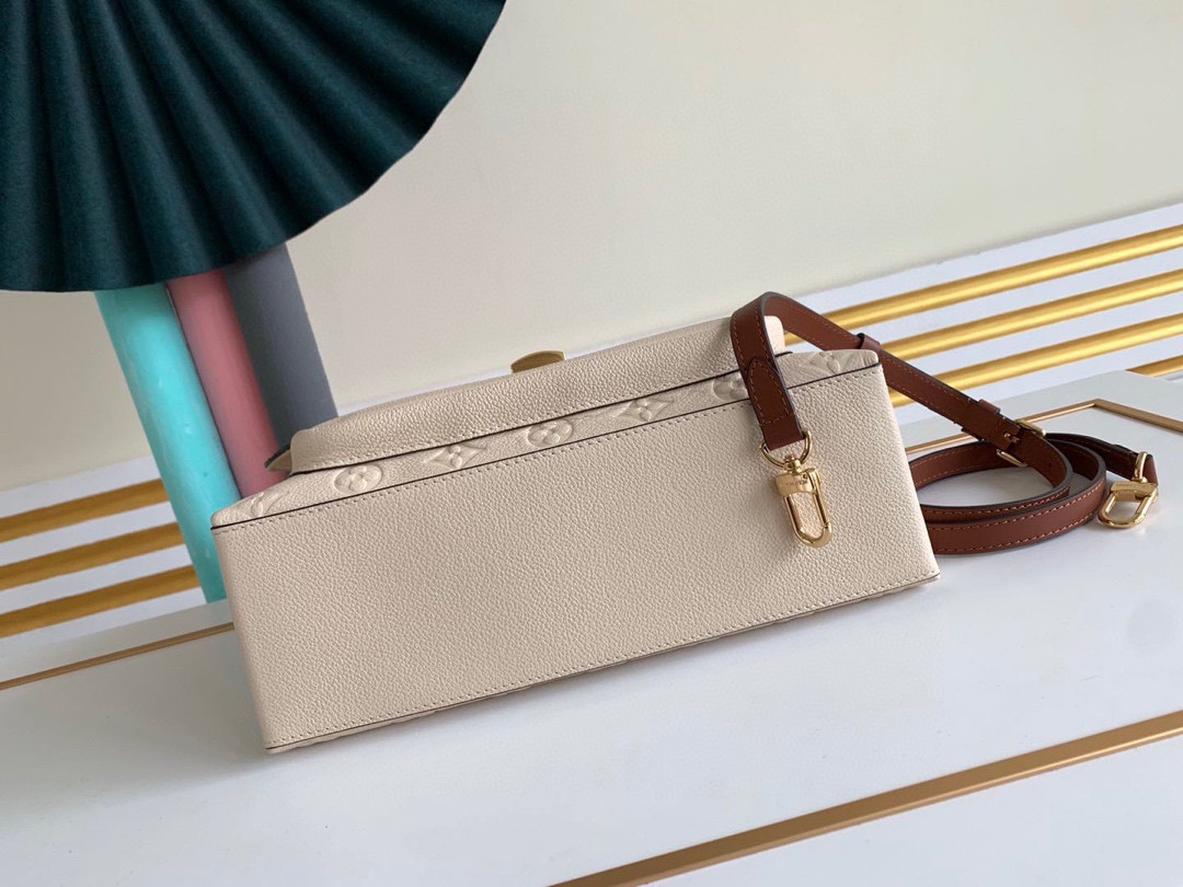 L0vis Vvtt0n Monogram Empreinte